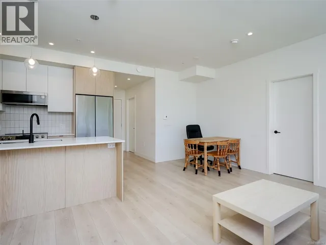 308 - 1301 HILLSIDE AVENUE, Victoria 2