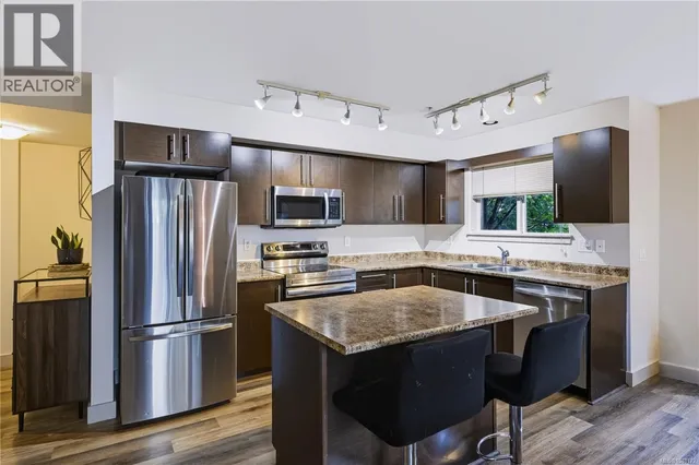 103 - 1618 NORTH DAIRY ROAD, Saanich 4