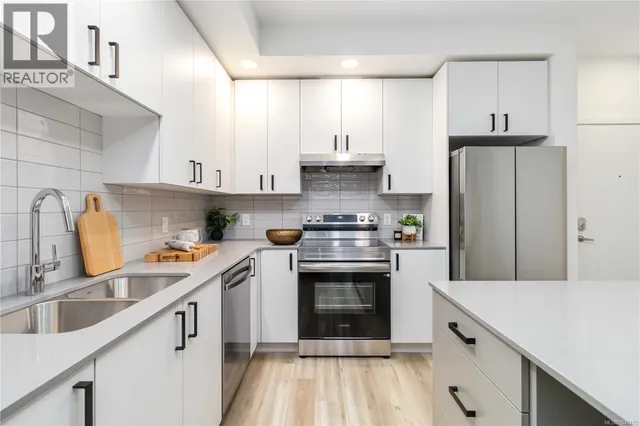 518 - 2390 CITY GATE BOULEVARD, Langford 5