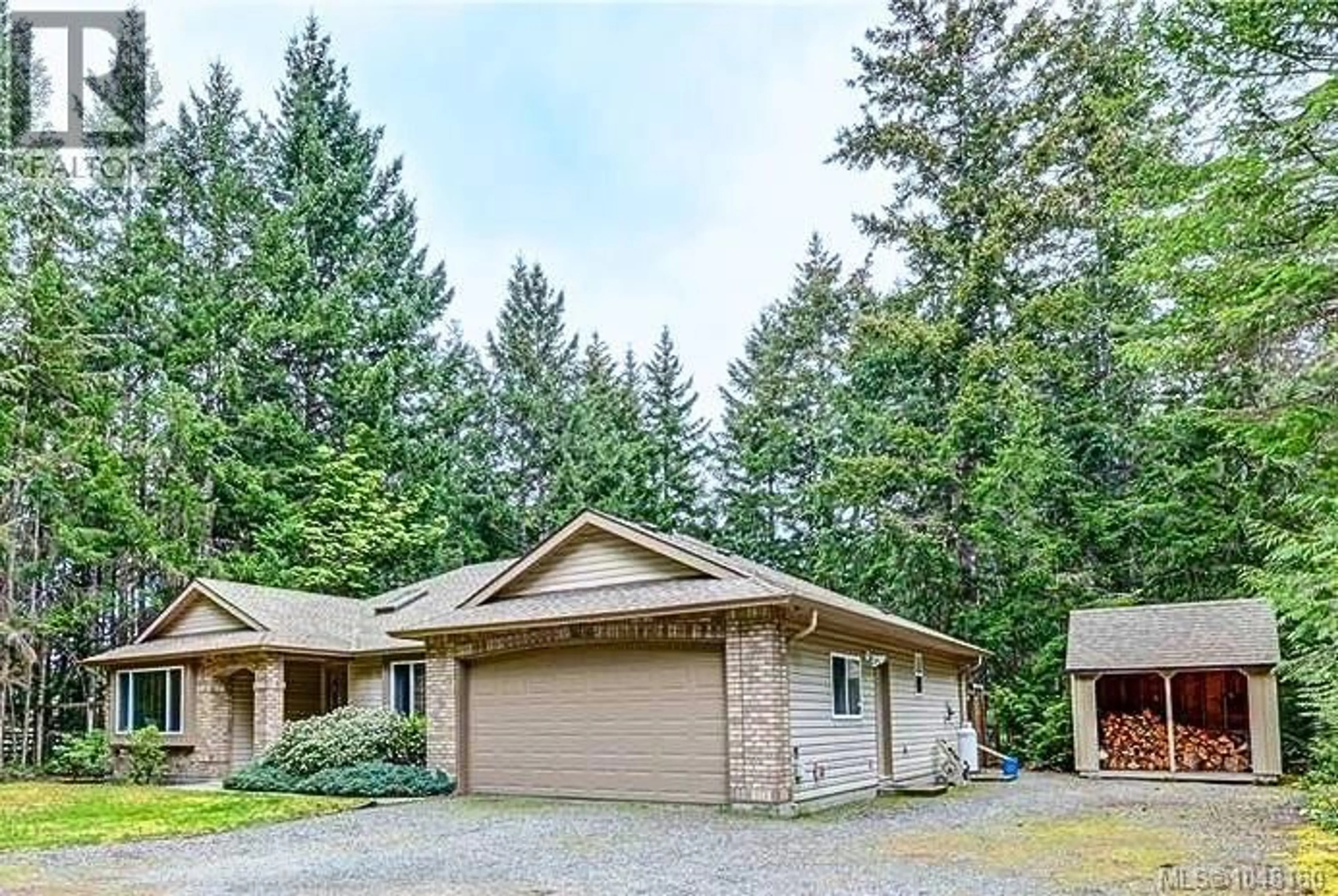 A pic from outside/outdoor area/front of a property/back of a property/a pic from drone, unknown for 1377 MEADOWOOD WAY, Qualicum Beach British Columbia V9K2S4