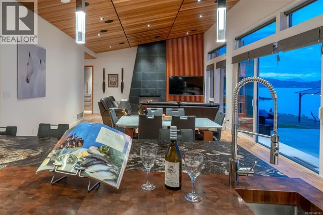3875 DISCOVERY DRIVE, Campbell River 5