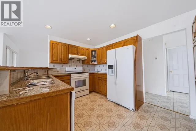 846 WRIGHT ROAD, Parksville 5