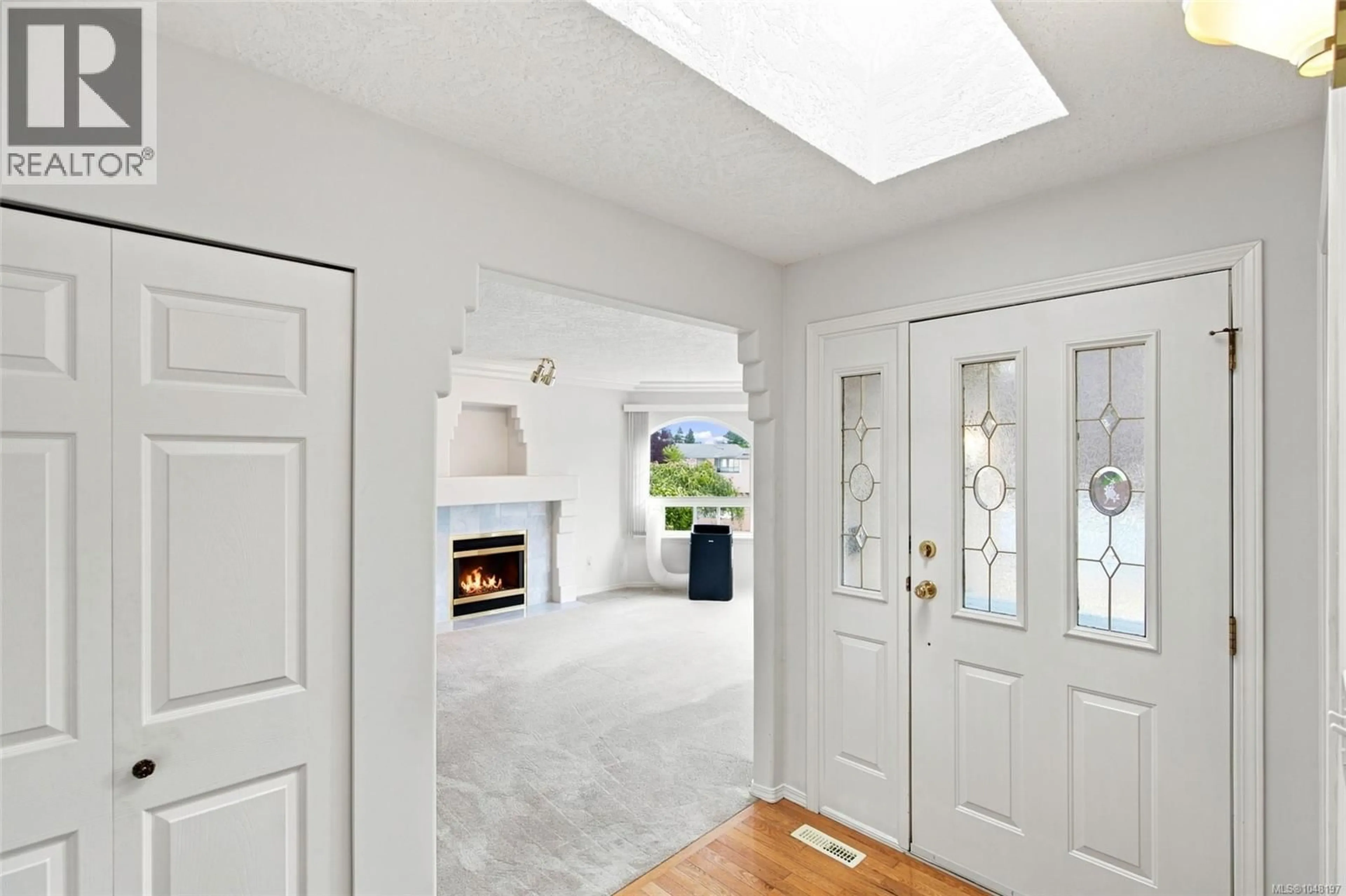 Indoor entryway for 288 LODGEPOLE DRIVE, Parksville British Columbia V9P2S3