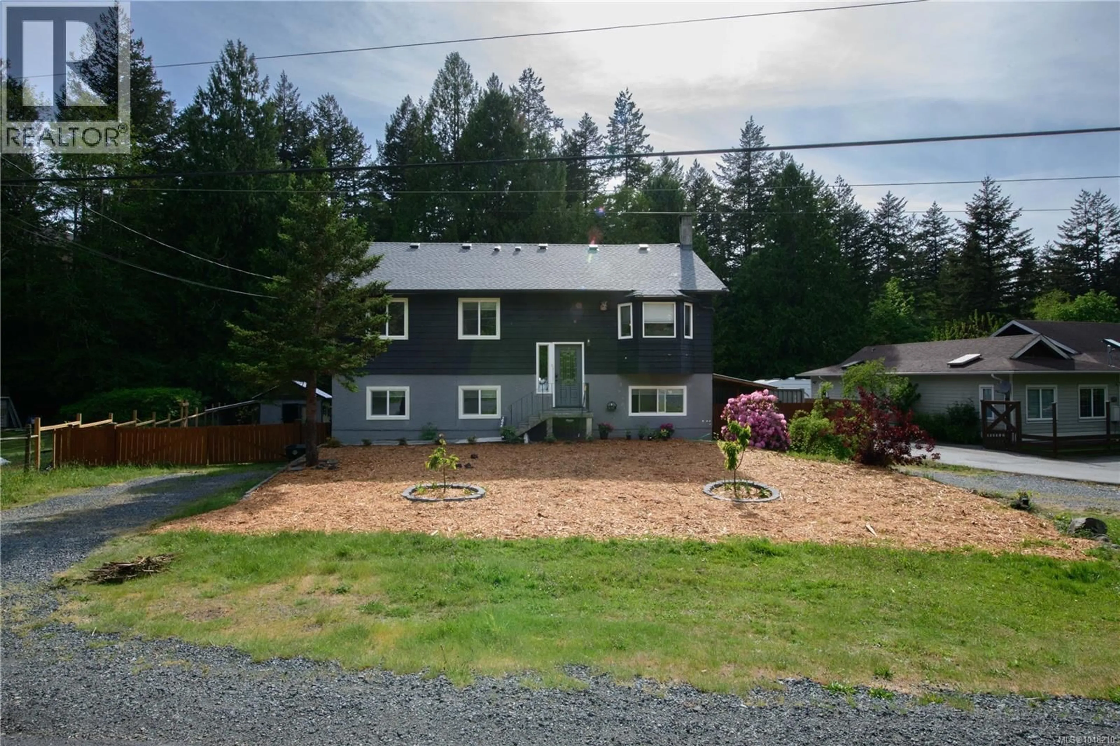 A pic from outside/outdoor area/front of a property/back of a property/a pic from drone, unknown for 1844 CONNIE ROAD, Sooke British Columbia V9Z1C8