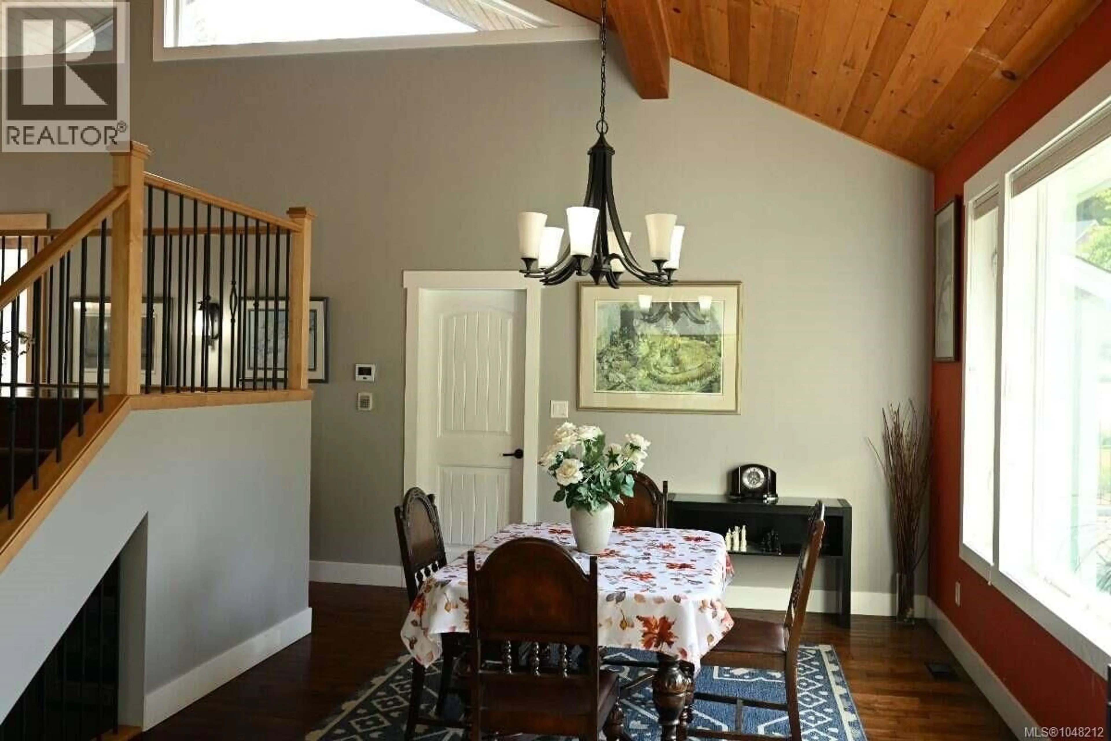 Dining room, wood/laminate floor for 2625 STREAMSIDE PLACE, Mill Bay British Columbia V0R2P2