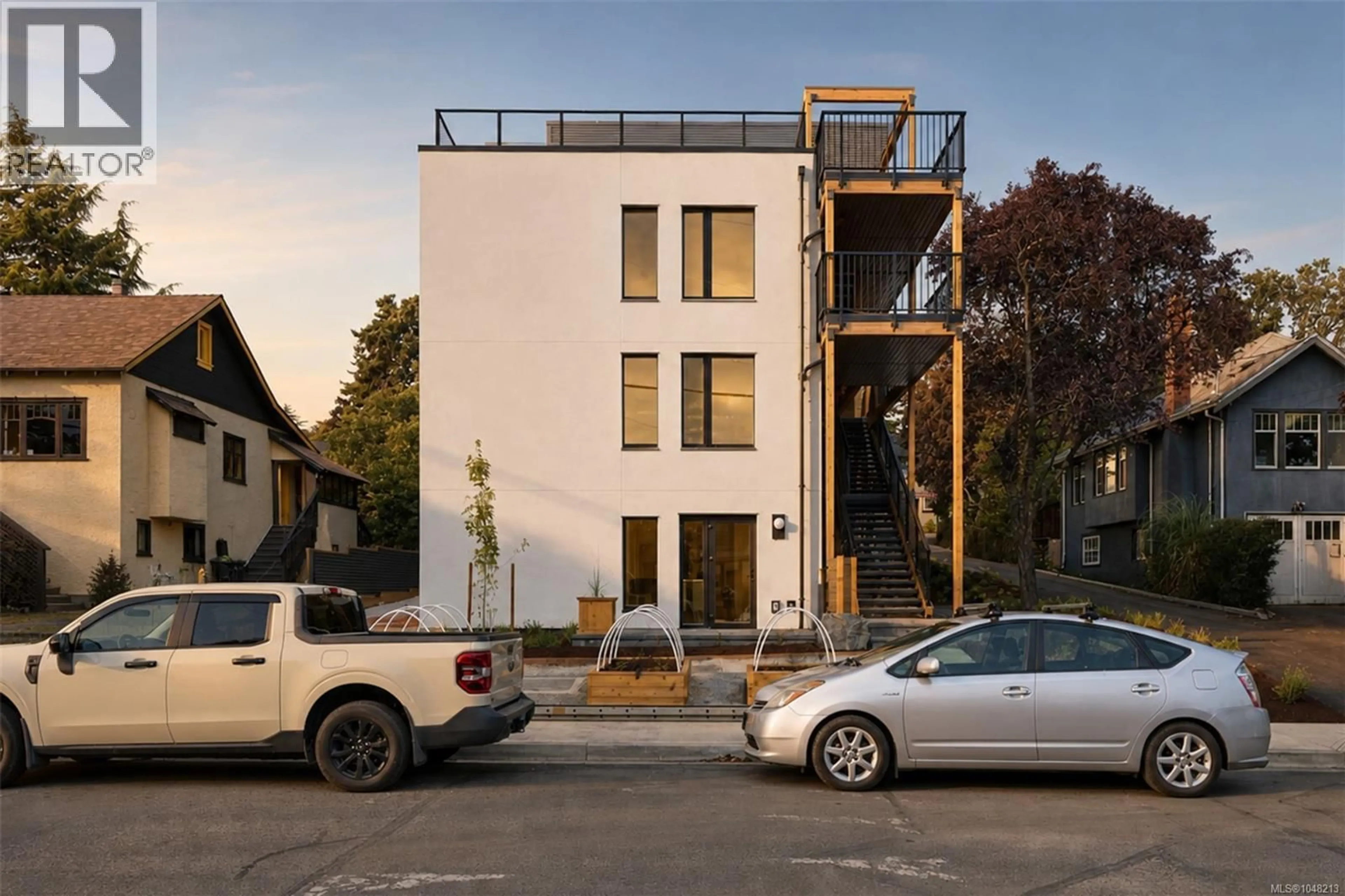 Unknown for 4 - 958 WOLLASTON STREET, Esquimalt British Columbia V9A5B2