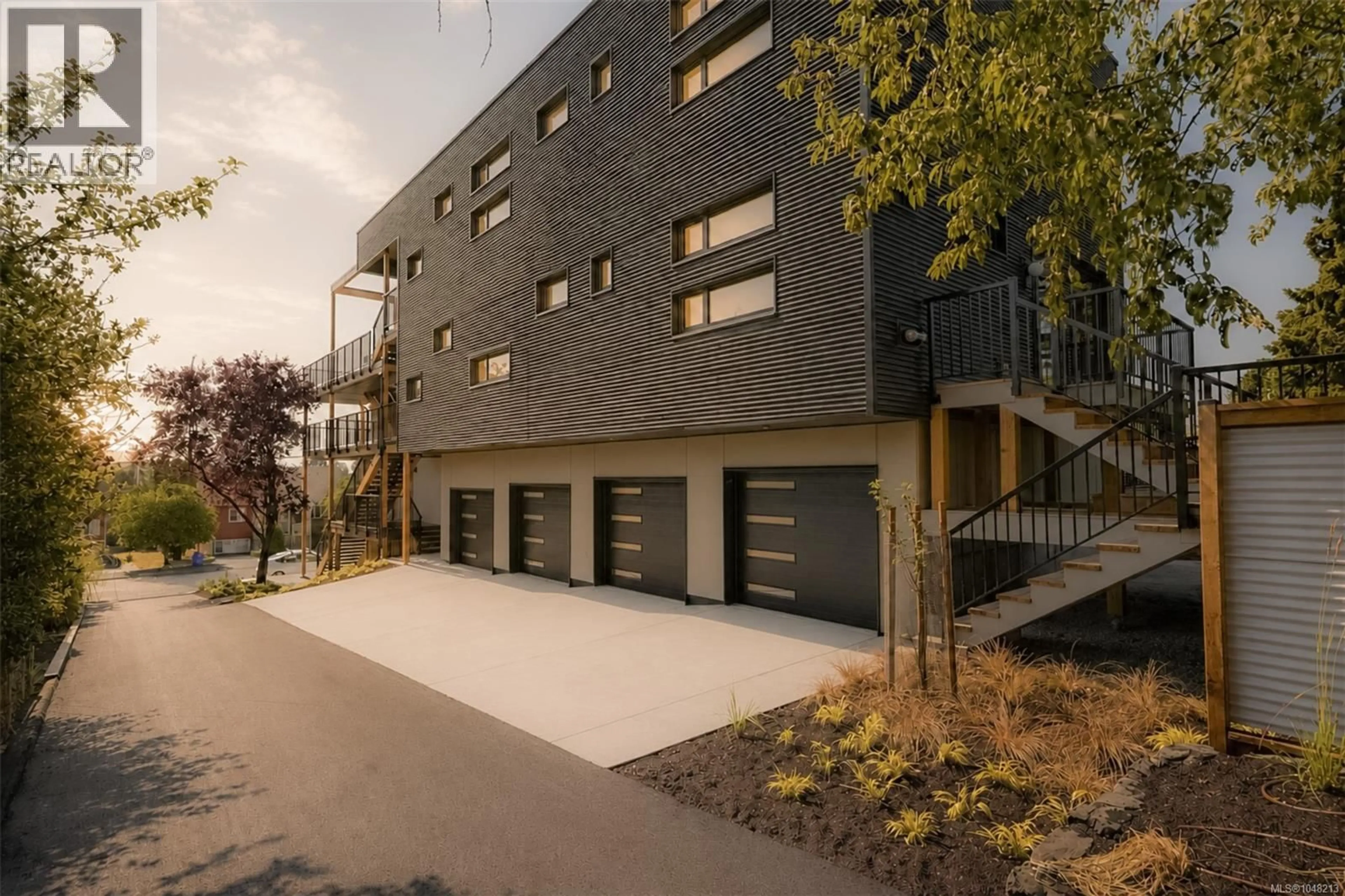 Unknown for 4 - 958 WOLLASTON STREET, Esquimalt British Columbia V9A5B2