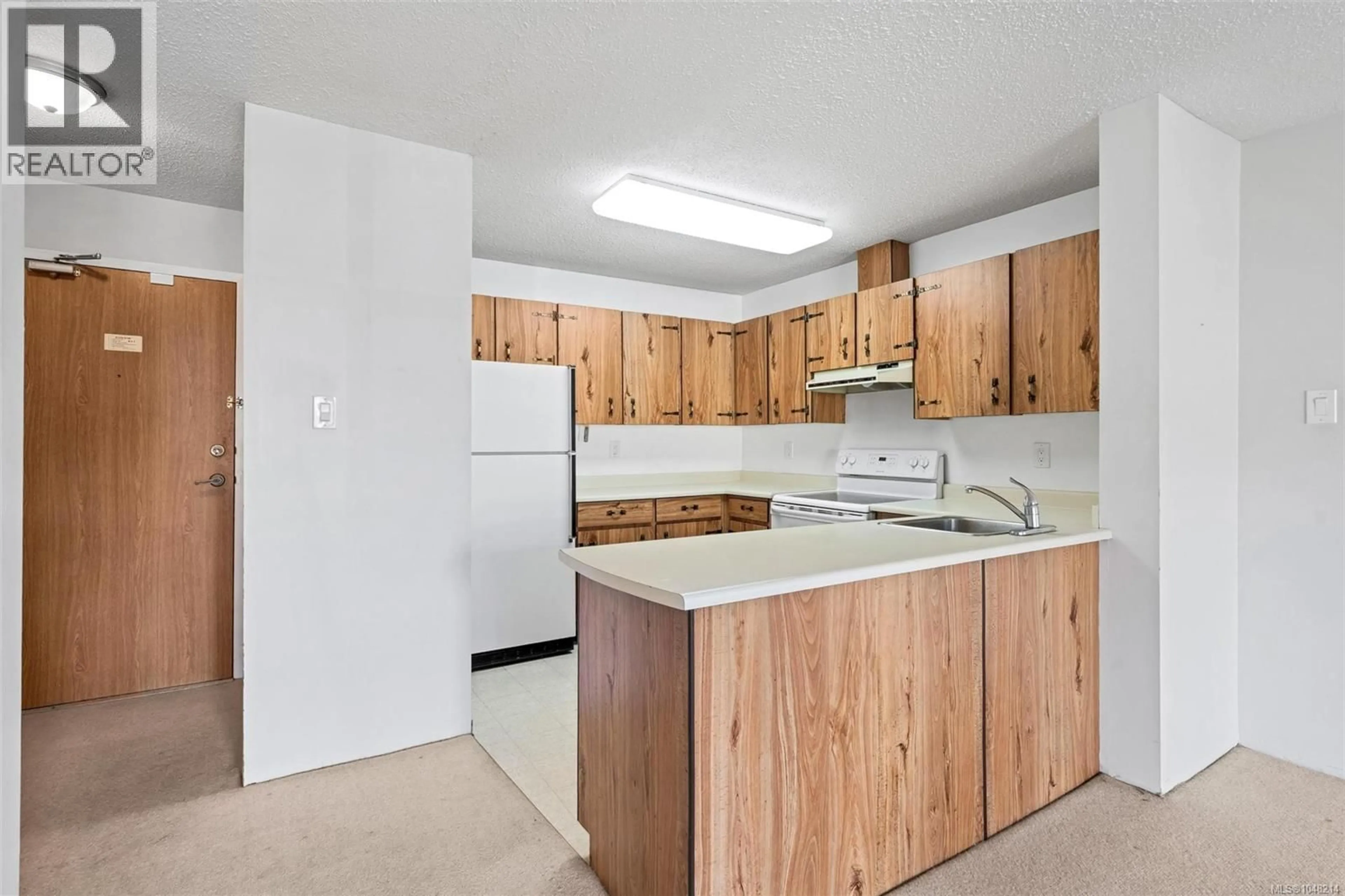 Standard kitchen, unknown for 206 - 1745 LEIGHTON ROAD, Victoria British Columbia V8R6R6
