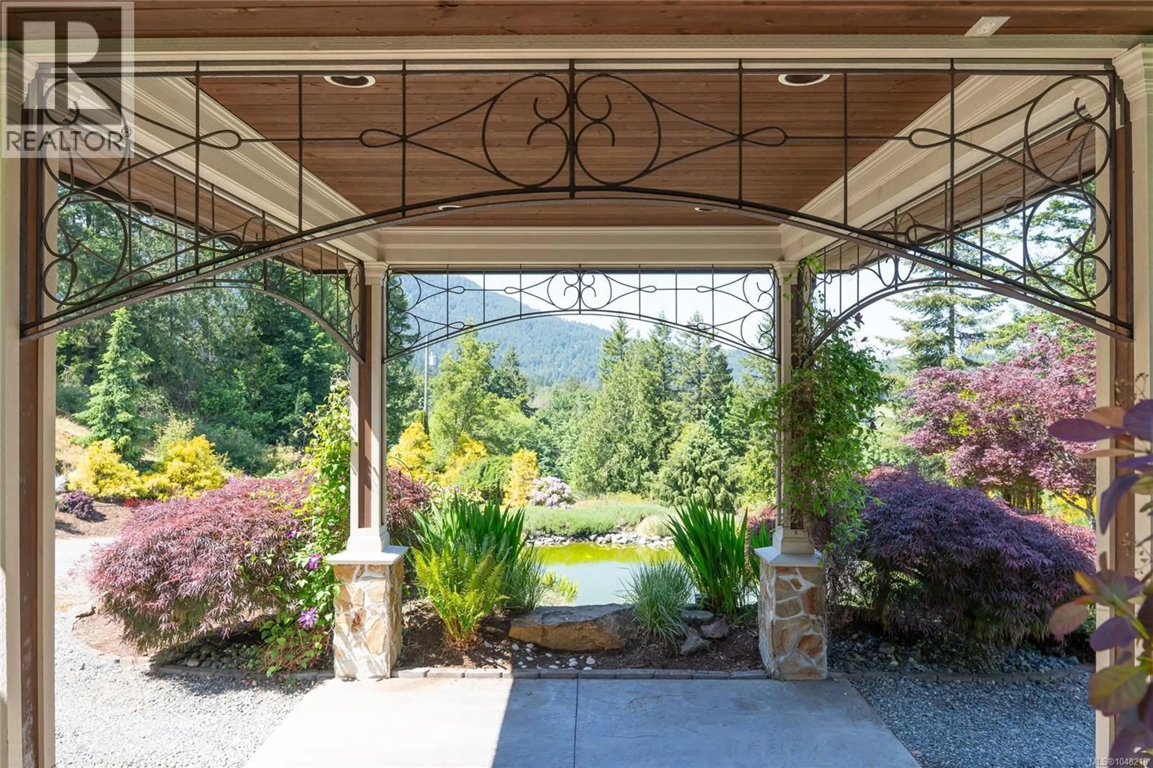Patio, mountain view for 7487 RELKE ROAD, Duncan British Columbia V9L6A7