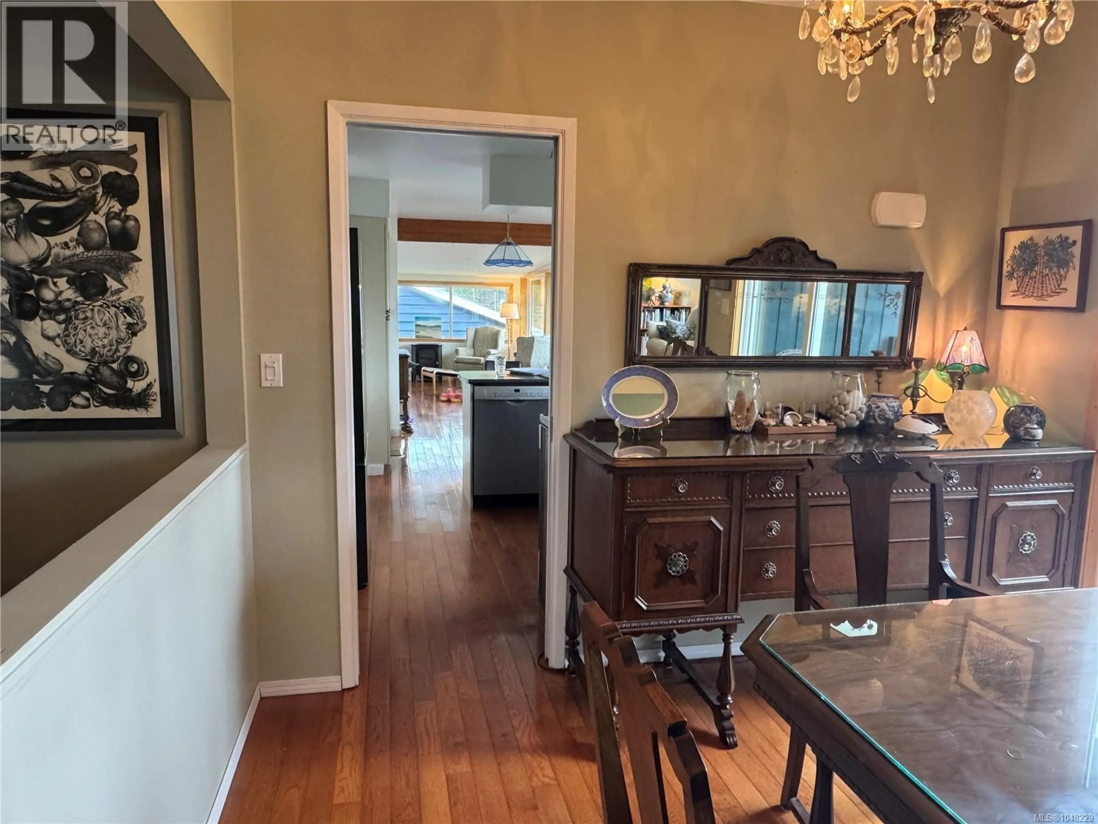 Dining room, wood/laminate floor for 6420 CHATHAM AVENUE, Port Hardy British Columbia V0N2P0
