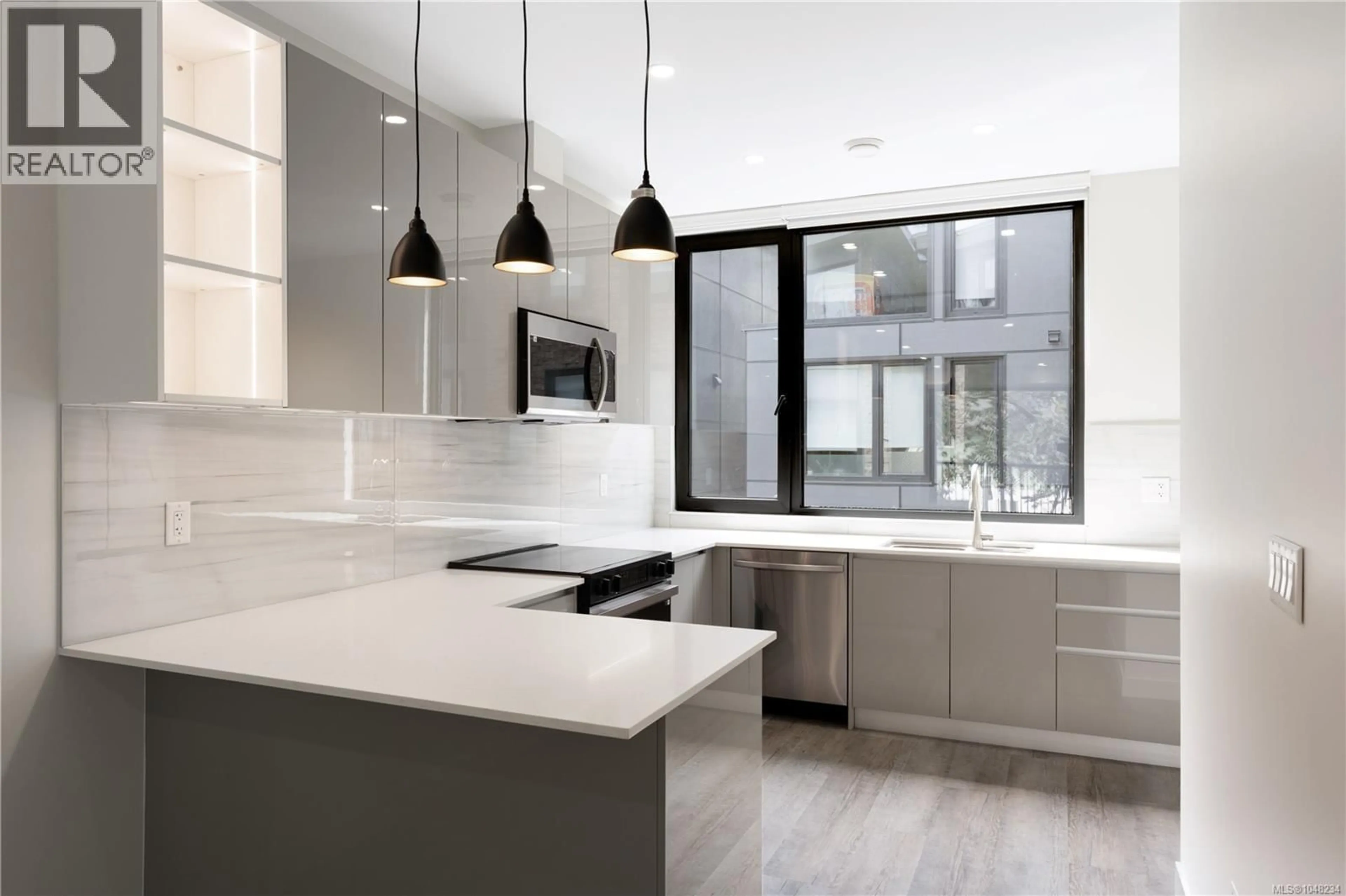 Contemporary kitchen, unknown for 132 - 916 ORONO AVENUE, Langford British Columbia V9B2T9