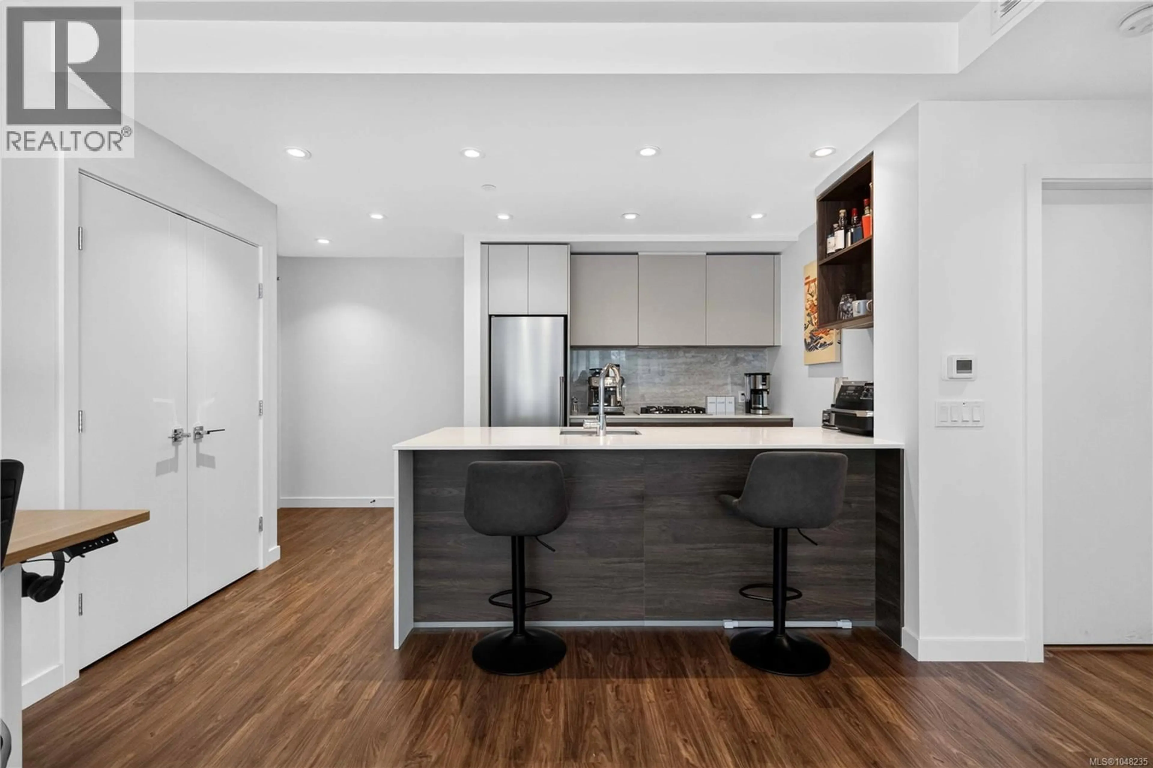 Open concept kitchen, unknown for 901 - 363 TYEE ROAD, Victoria British Columbia V9A0B5