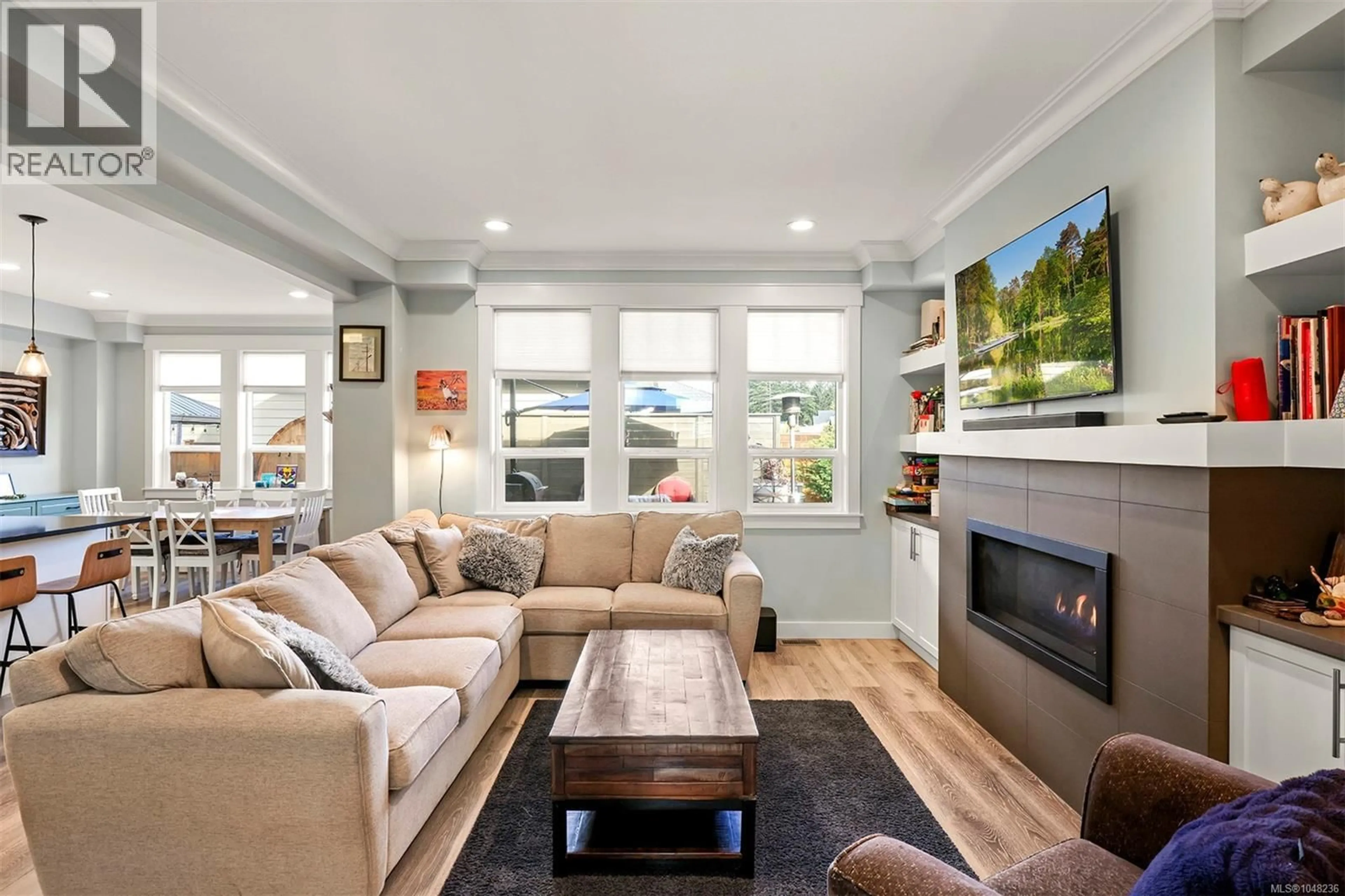 Living room with furniture, unknown for 2736 TWINBERRY STREET, Campbell River British Columbia V9H0E3