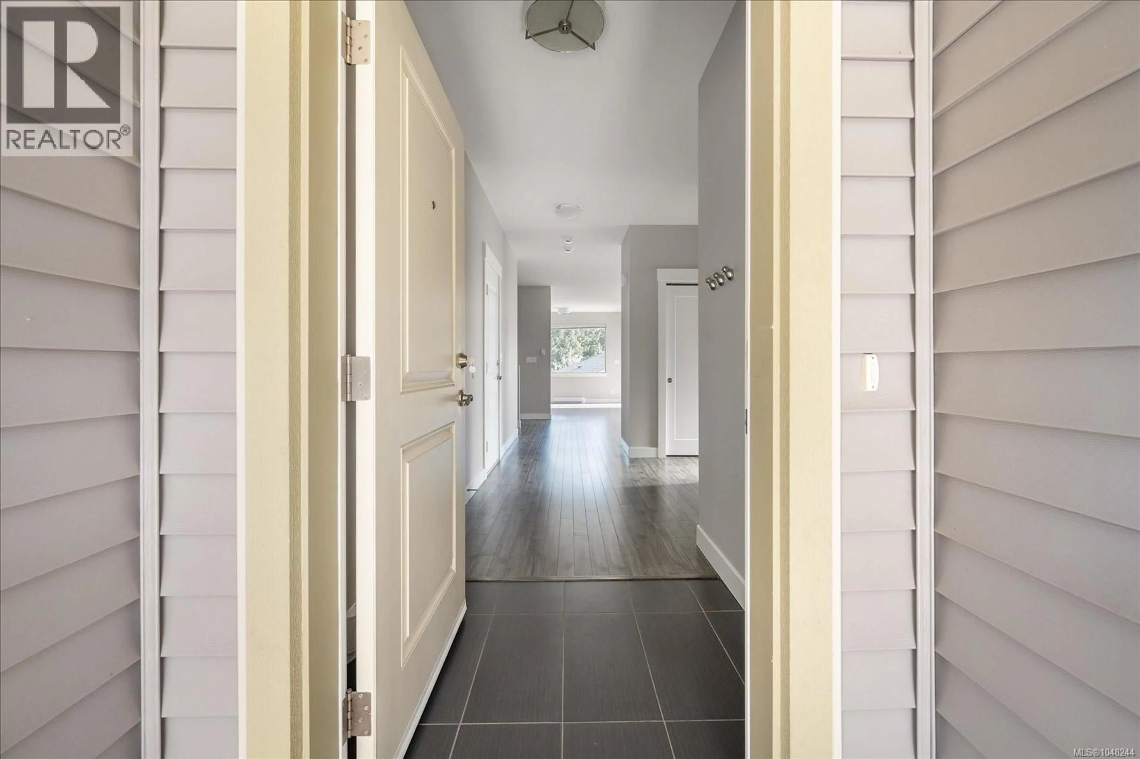 Indoor entryway for 3480 PACIFIC EDGE WAY, Nanaimo British Columbia V9T0H6