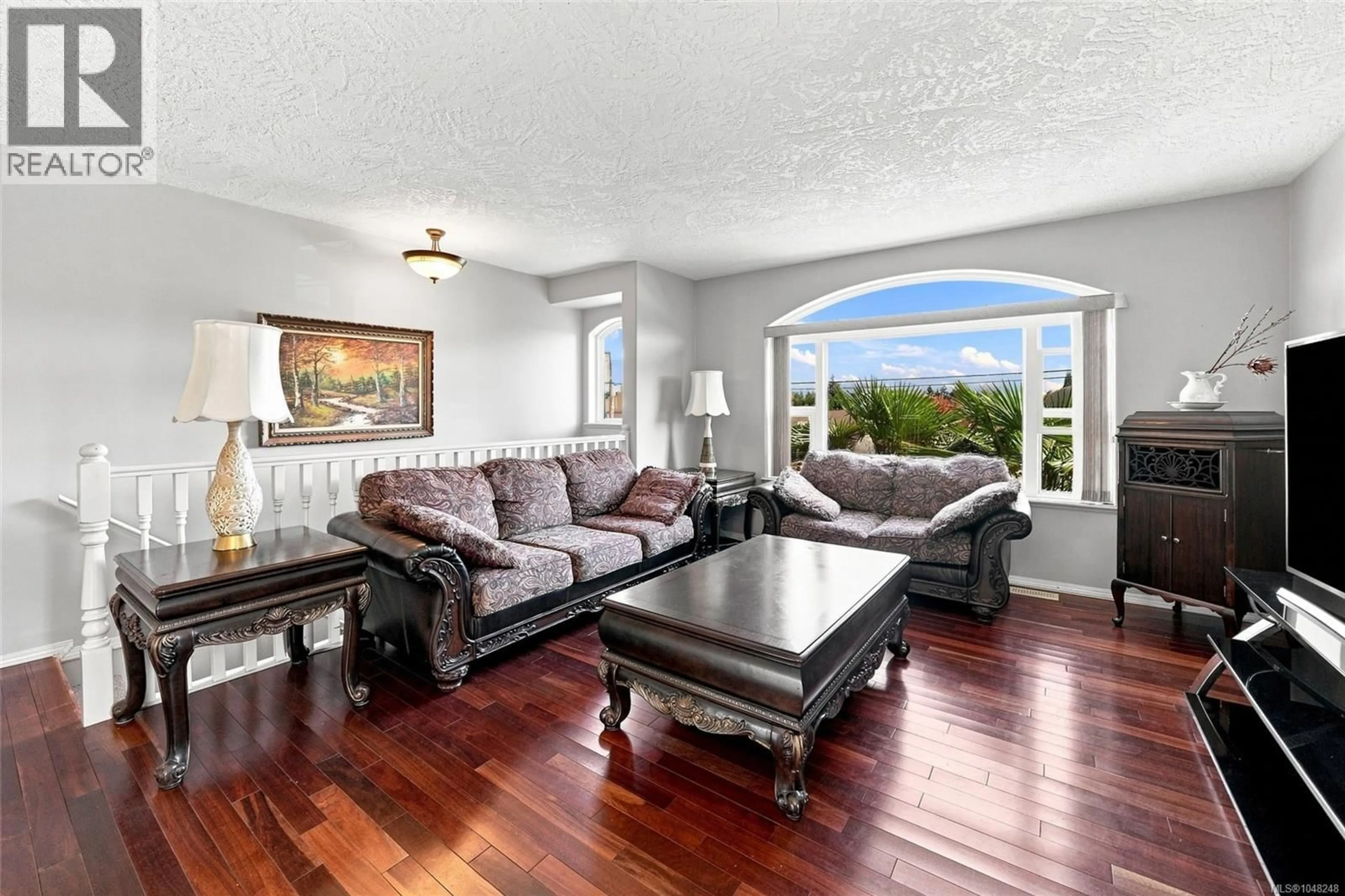 Living room with furniture, unknown for 6075 BRICKYARD ROAD, Nanaimo British Columbia V9V1K3