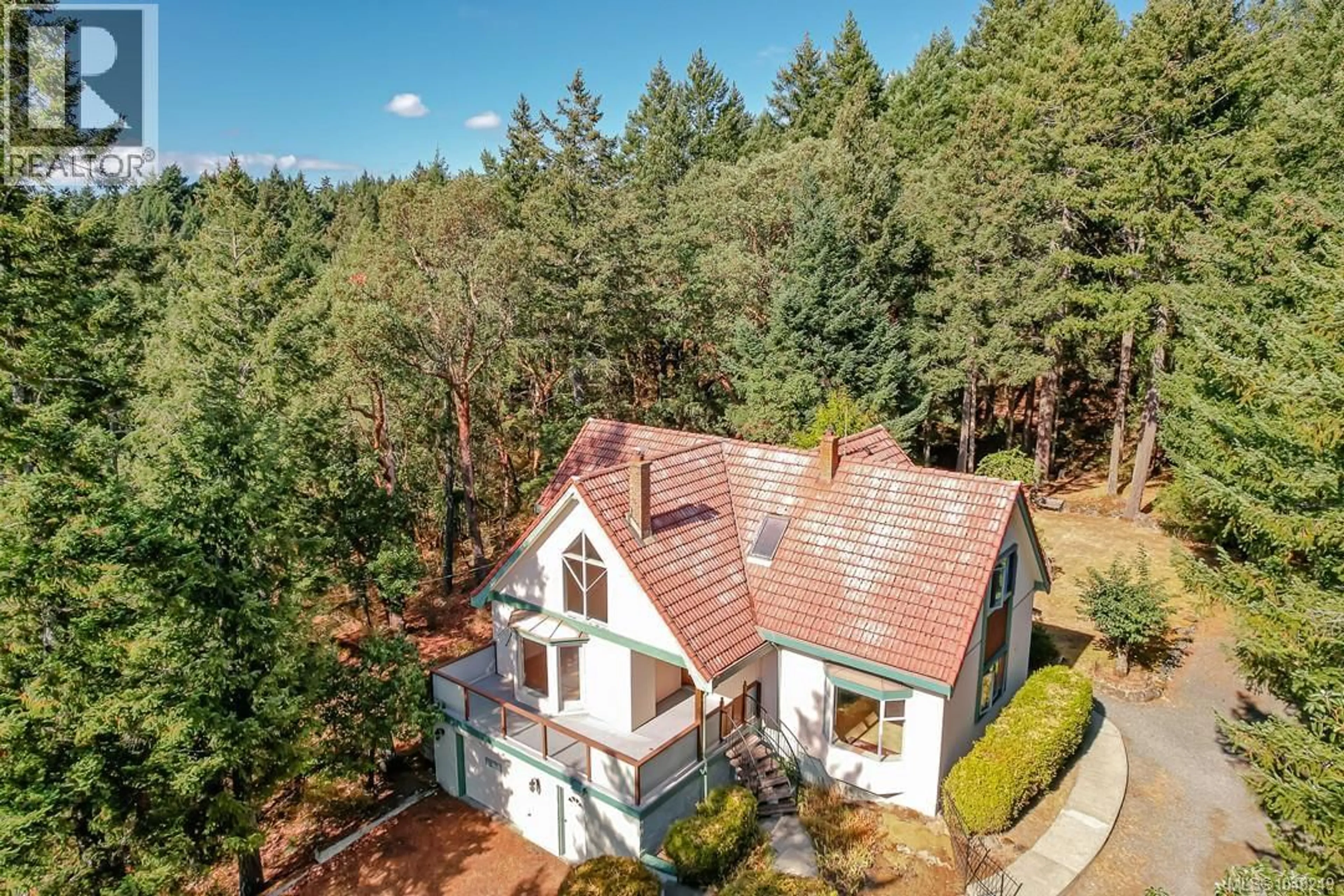 A pic from outside/outdoor area/front of a property/back of a property/a pic from drone, forest/trees view for 620 TAMMY PLACE, Highlands British Columbia V9B5T9