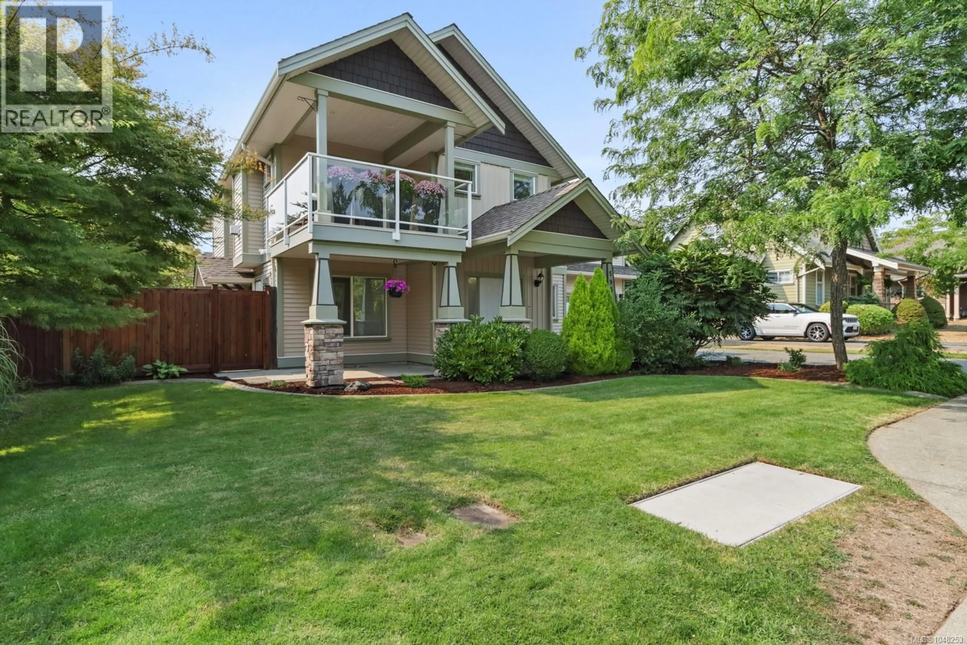 Home with vinyl exterior material, street for 595 SARUM RISE WAY, Nanaimo British Columbia V9R7E5
