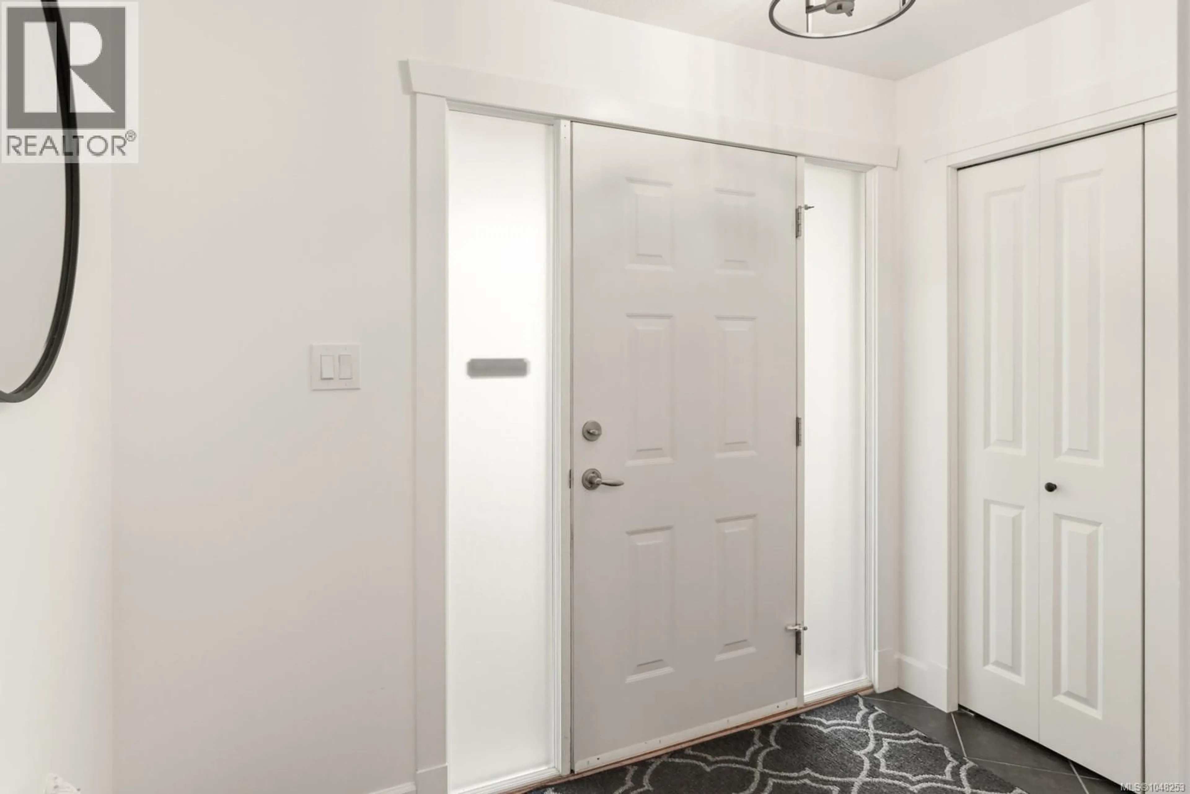Indoor entryway for 595 SARUM RISE WAY, Nanaimo British Columbia V9R7E5