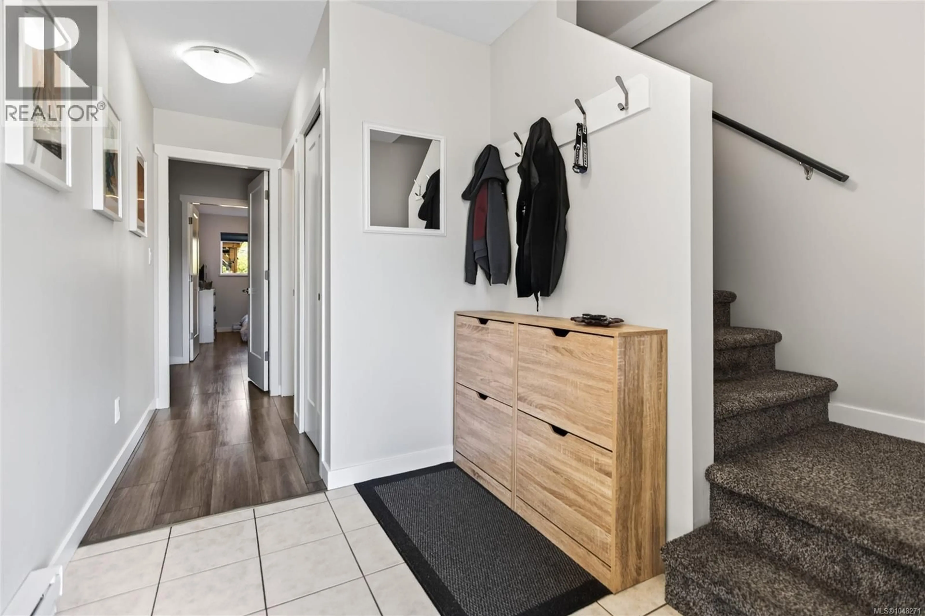 Indoor entryway for B - 2021 13TH STREET, Courtenay British Columbia V9N8Y6