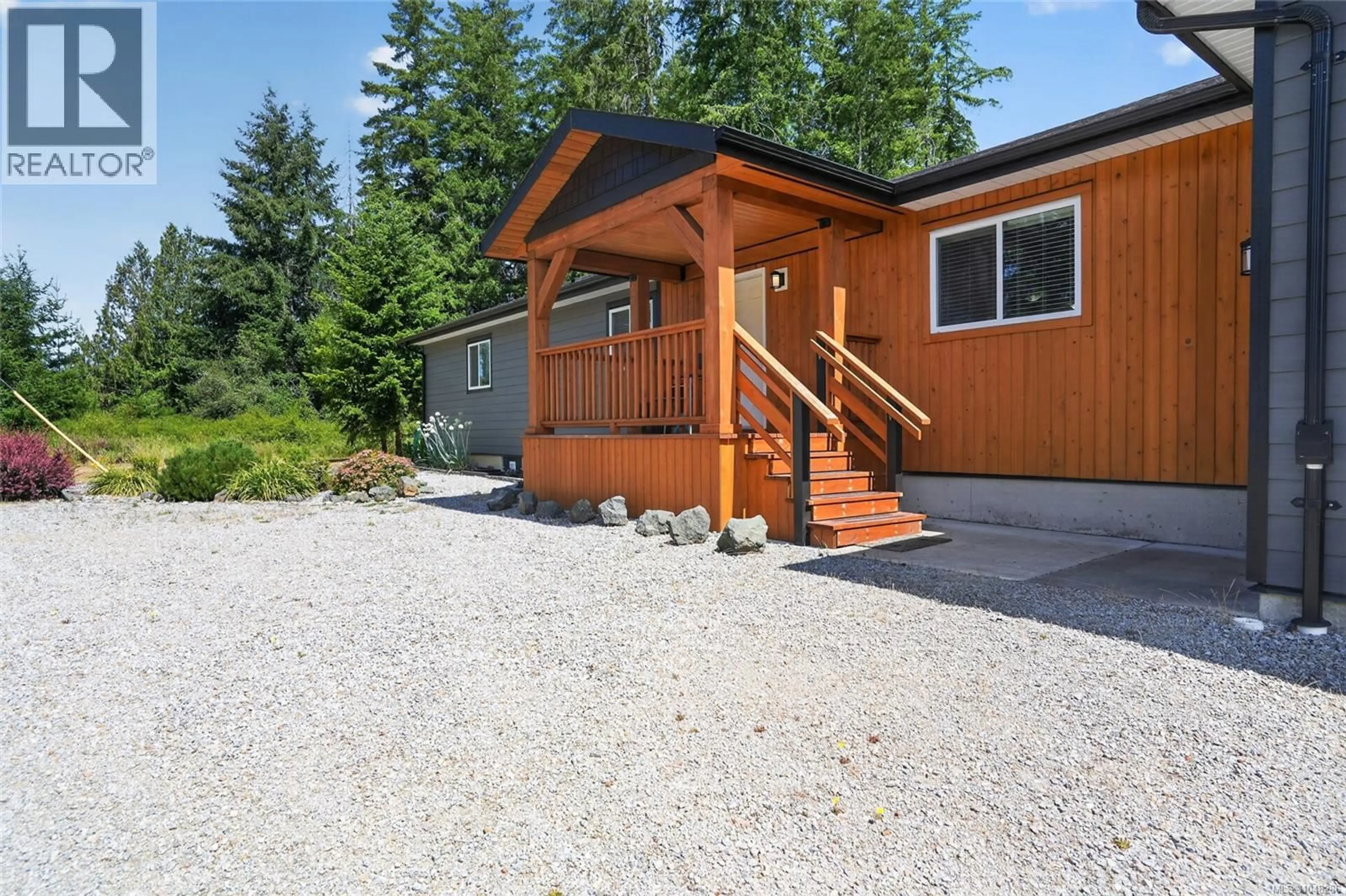 Patio, unknown for 6353 BEAVER CREEK ROAD, Port Alberni British Columbia V9Y8L3