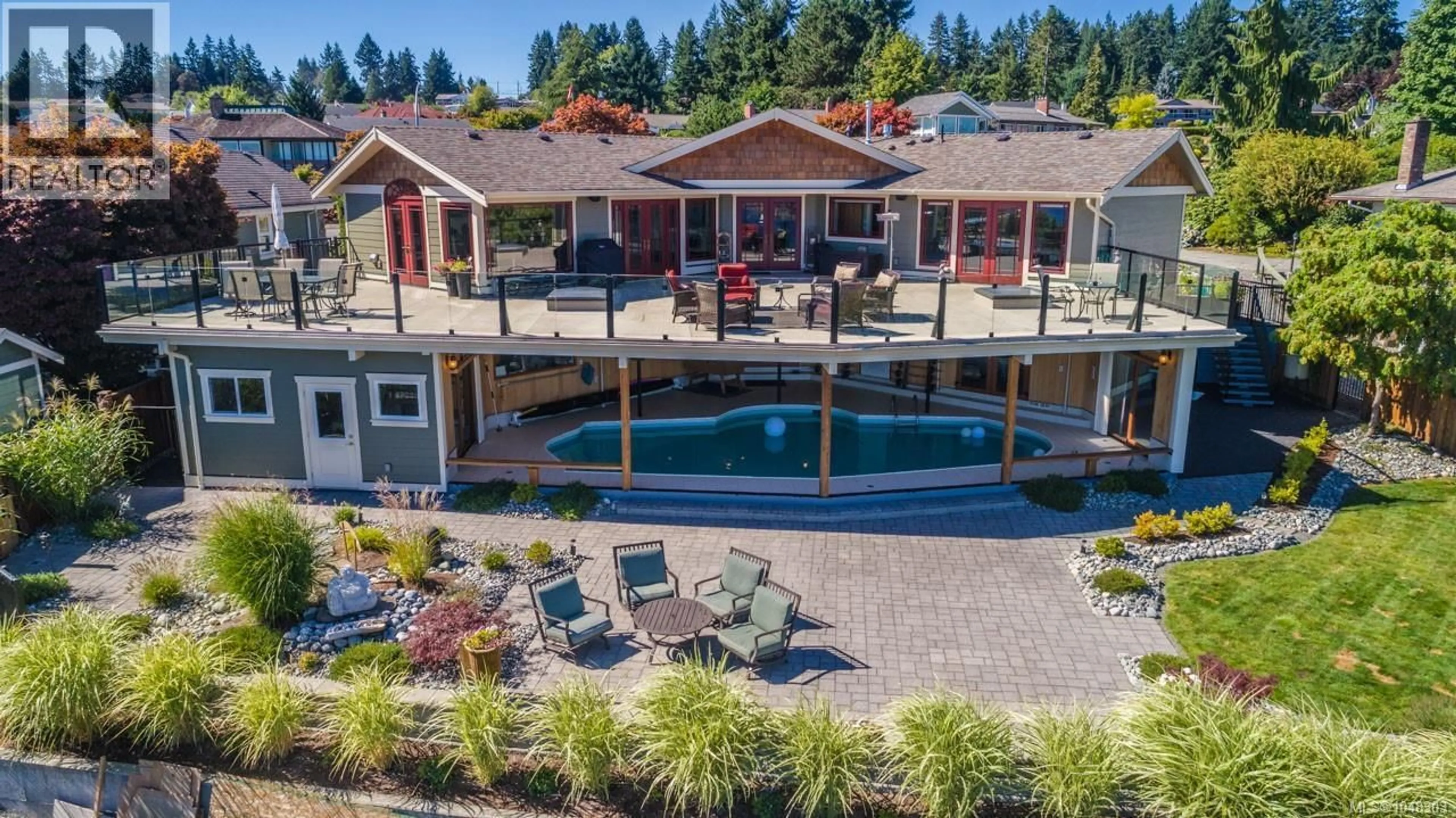 A pic from outside/outdoor area/front of a property/back of a property/a pic from drone, water/lake/river/ocean view for 191 CILAIRE DRIVE, Nanaimo British Columbia V9R5B1