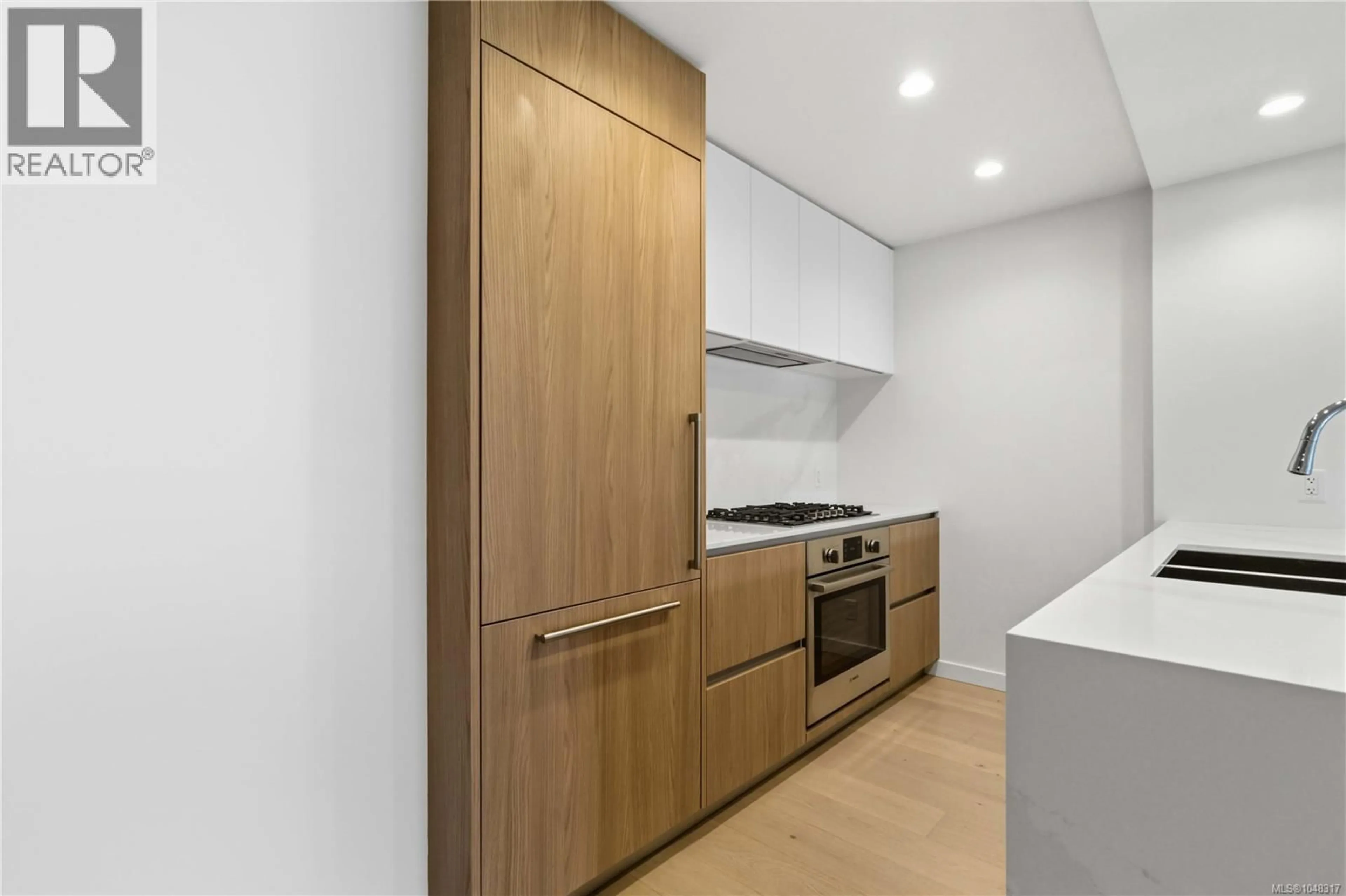 Standard kitchen, unknown for 1013 - 2000 HANNINGTON ROAD, Langford British Columbia V9B7C1