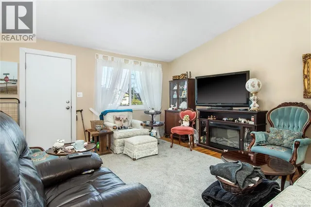 394 CEDAR STREET, Campbell River 4