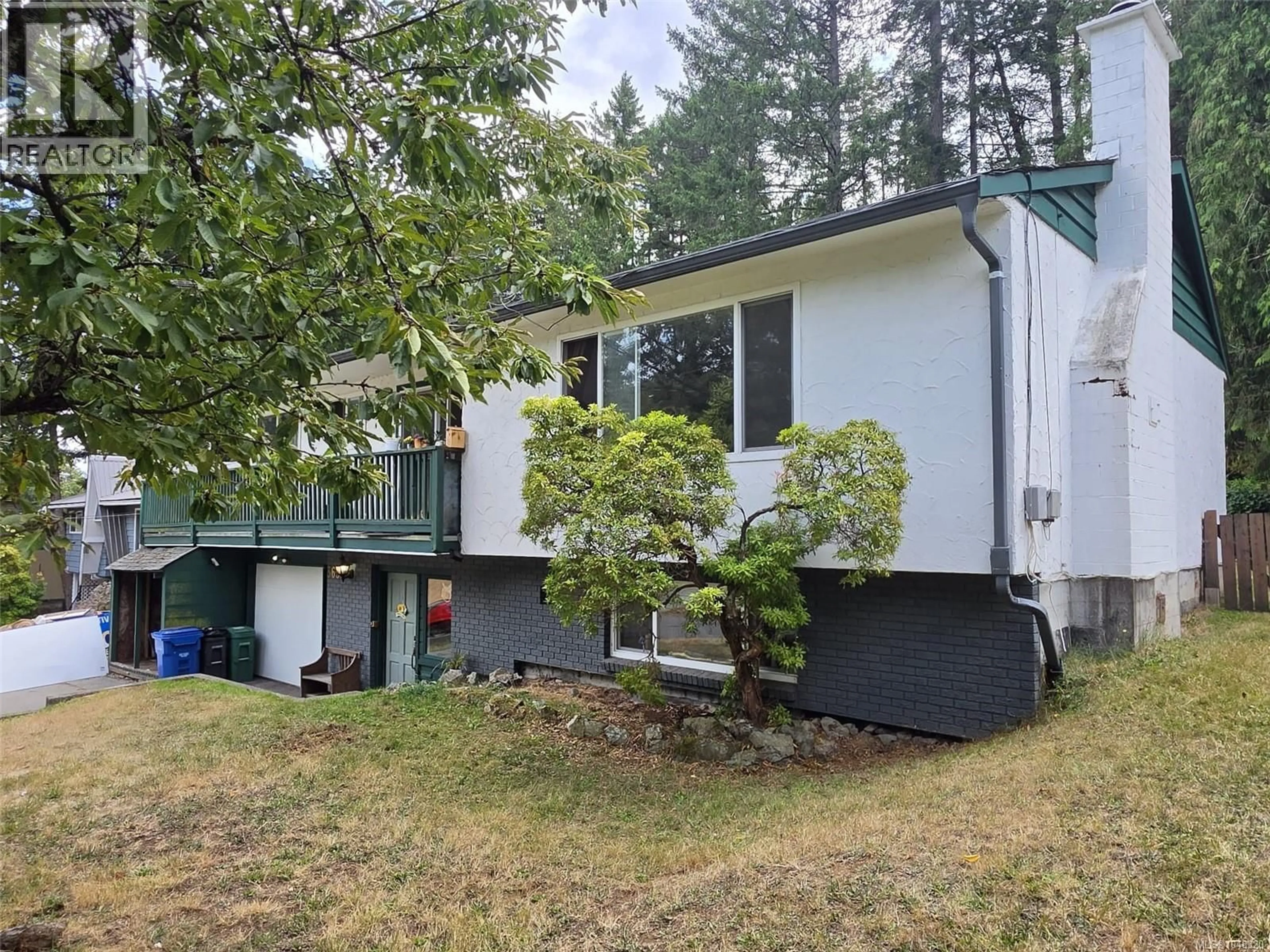 Home with vinyl exterior material, unknown for 3657 SUNRISE PLACE, Nanaimo British Columbia V9T2S7