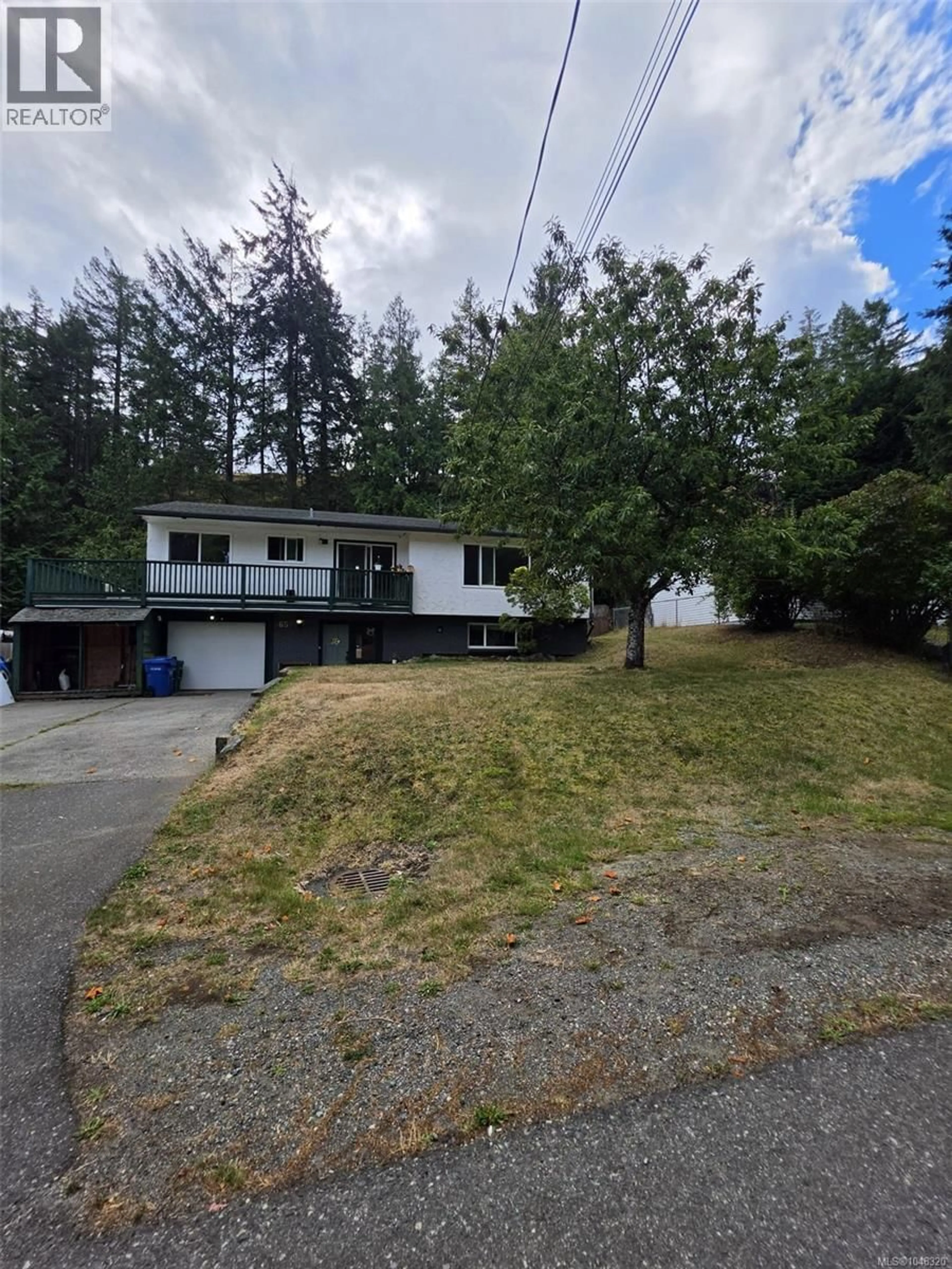 A pic from outside/outdoor area/front of a property/back of a property/a pic from drone, street for 3657 SUNRISE PLACE, Nanaimo British Columbia V9T2S7