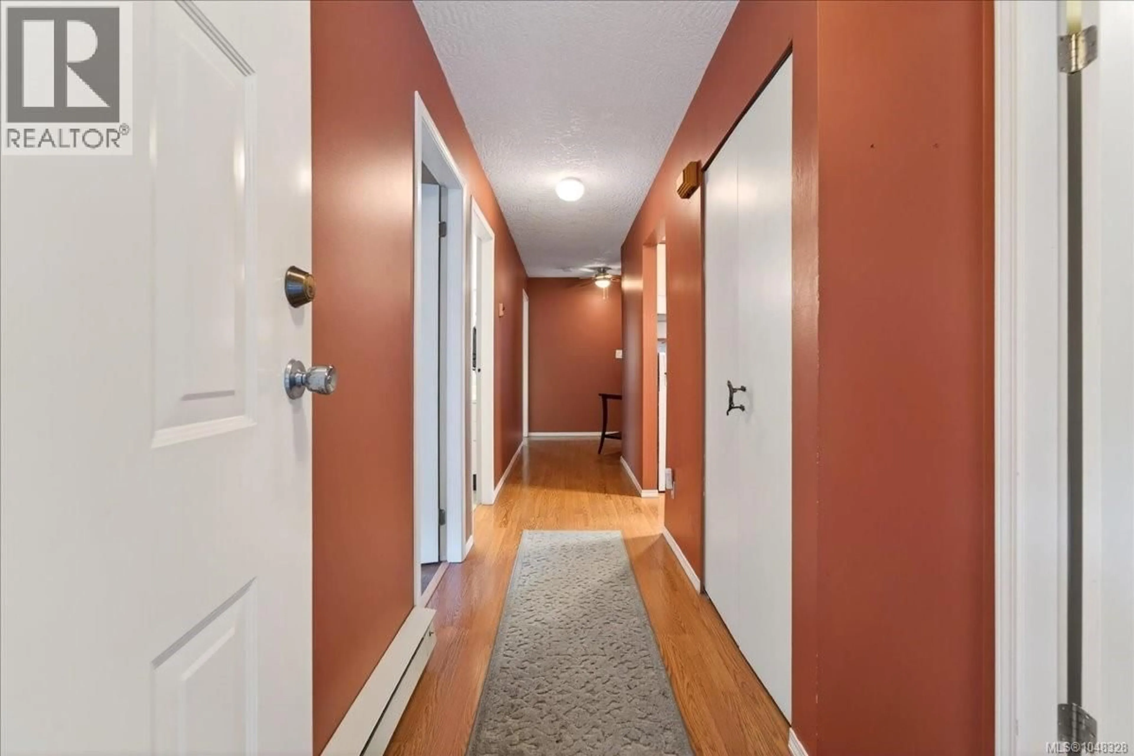 Indoor entryway for 9 - 639 KILDEW ROAD, Colwood British Columbia V9B1Z6