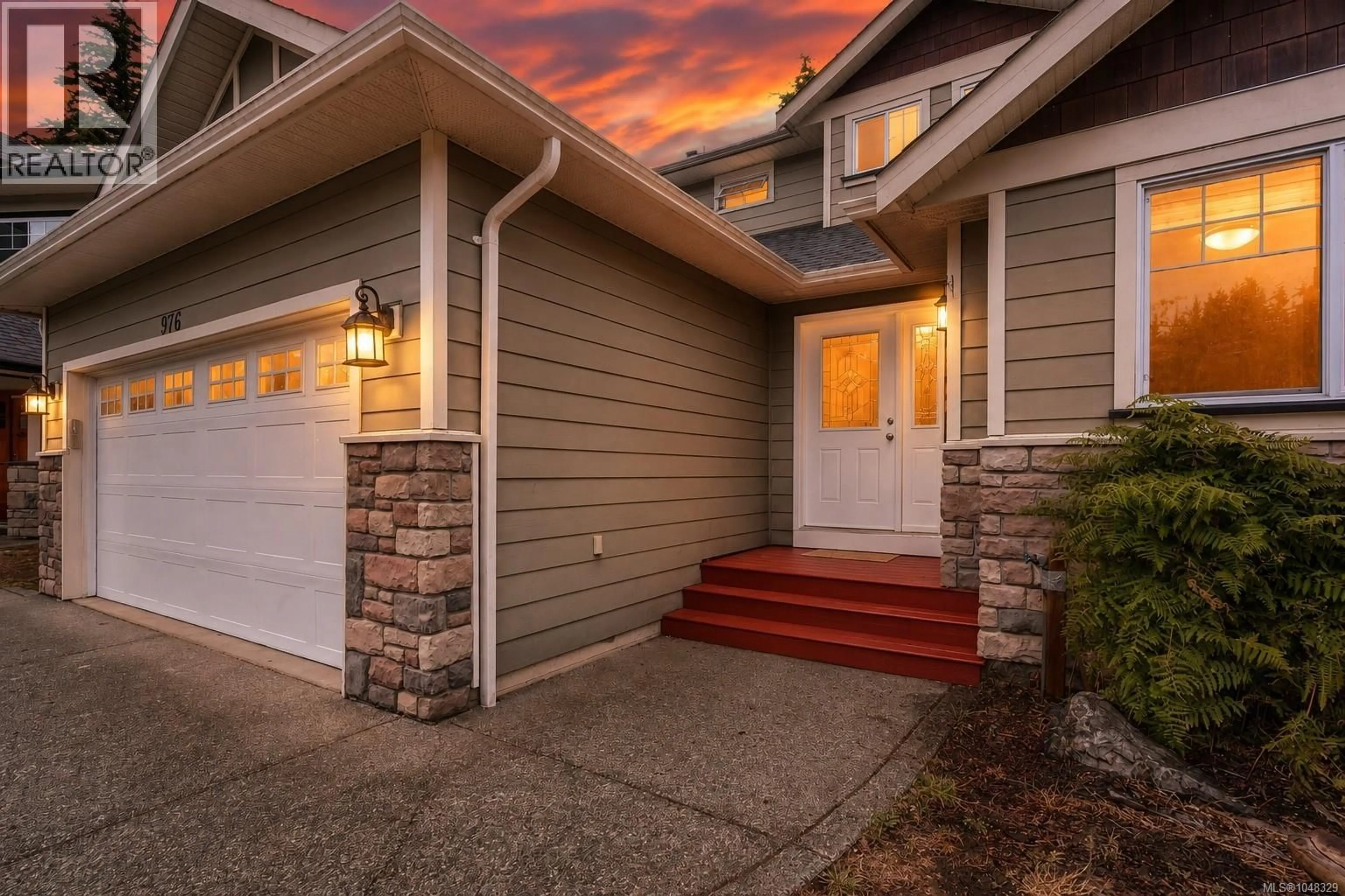 Home with vinyl exterior material, street for 976 WILD BLOSSOM COURT, Langford British Columbia V9C4M8