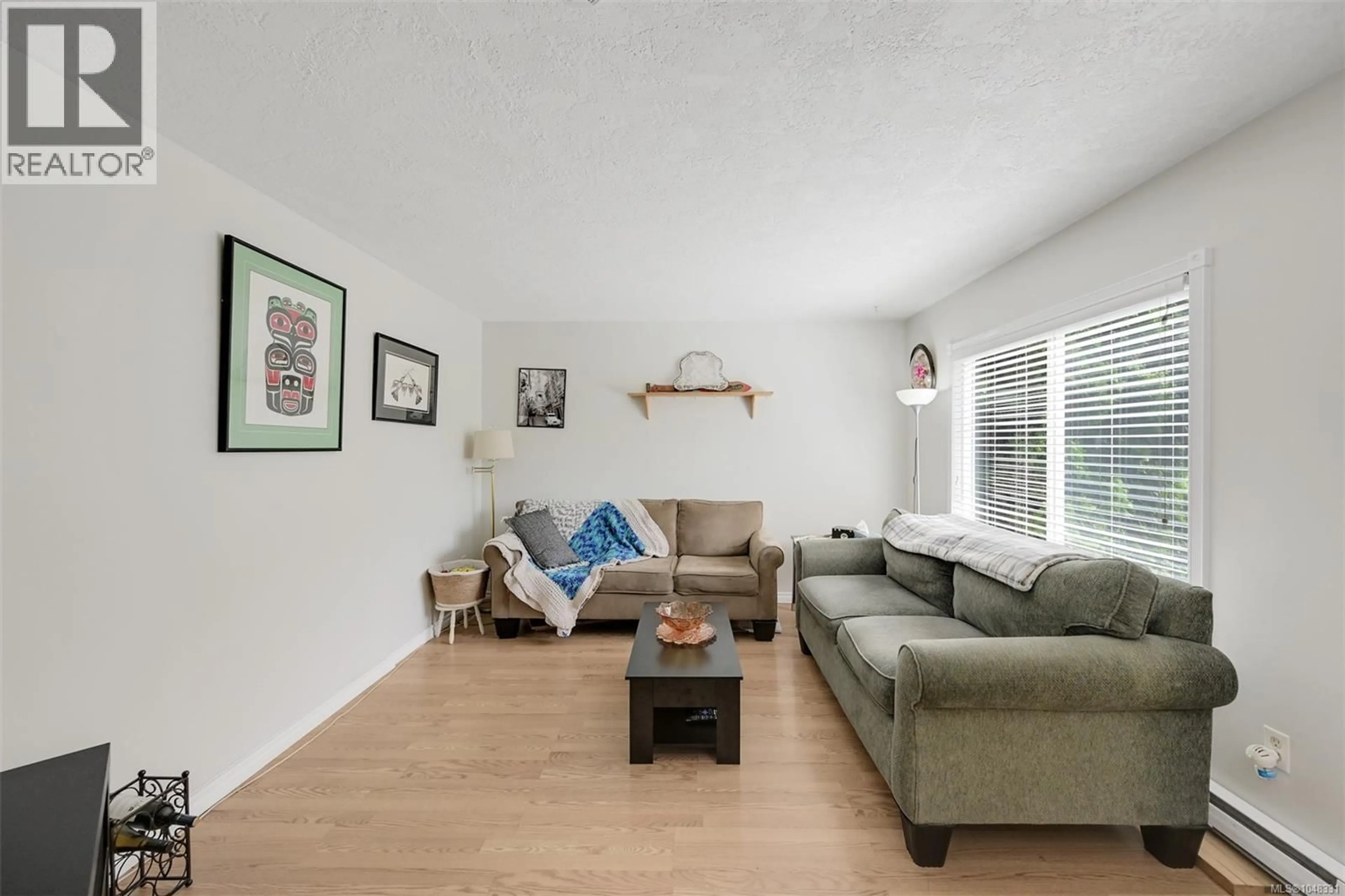 Living room with furniture, unknown for 111 - 2860 SOOKE LAKE ROAD, Langford British Columbia V9B4R3