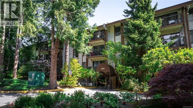 118 - 1009 MCKENZIE AVENUE, Saanich 1