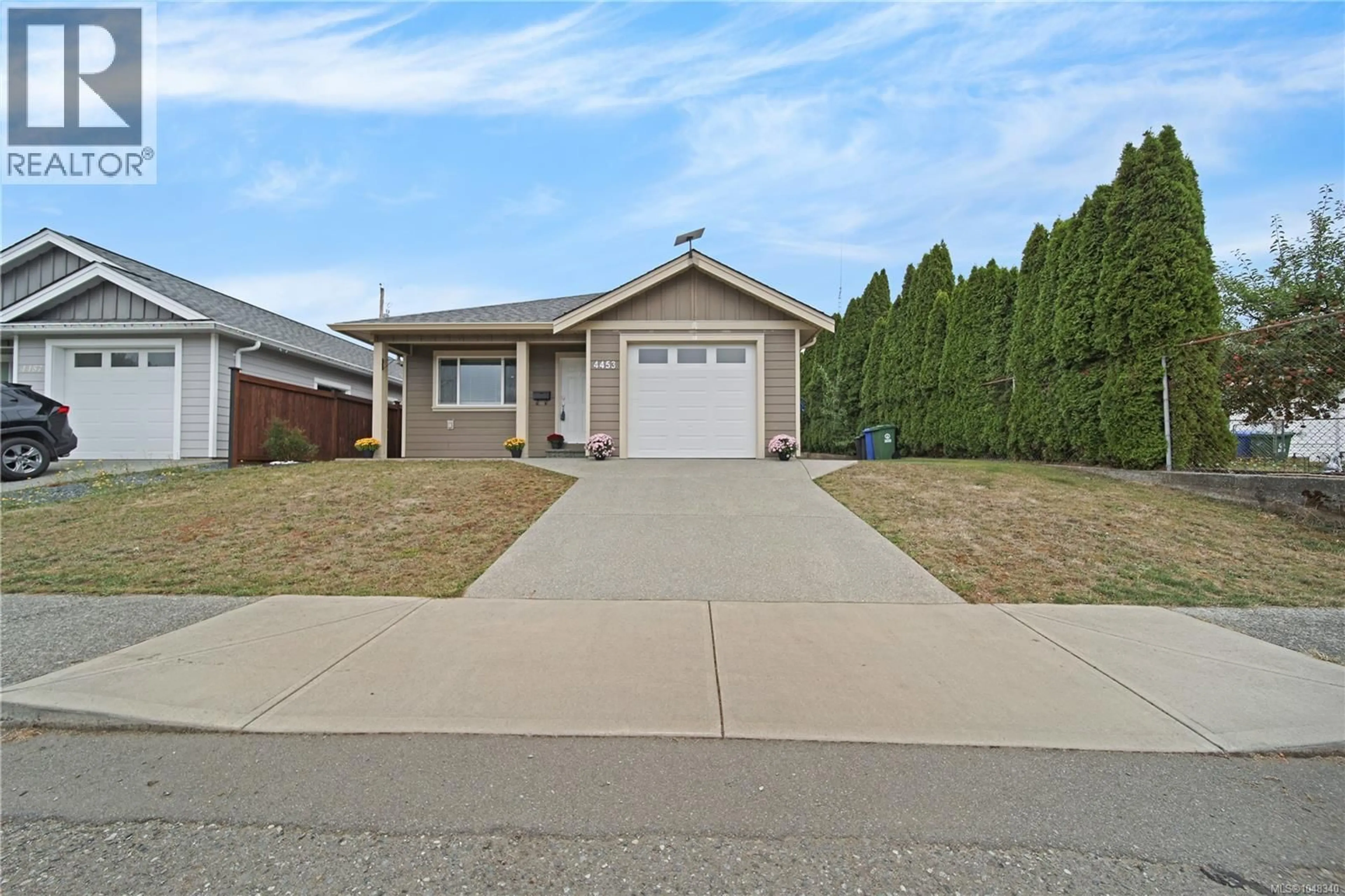 Home with vinyl exterior material, street for 4453 9TH AVENUE, Port Alberni British Columbia V9Y4V4