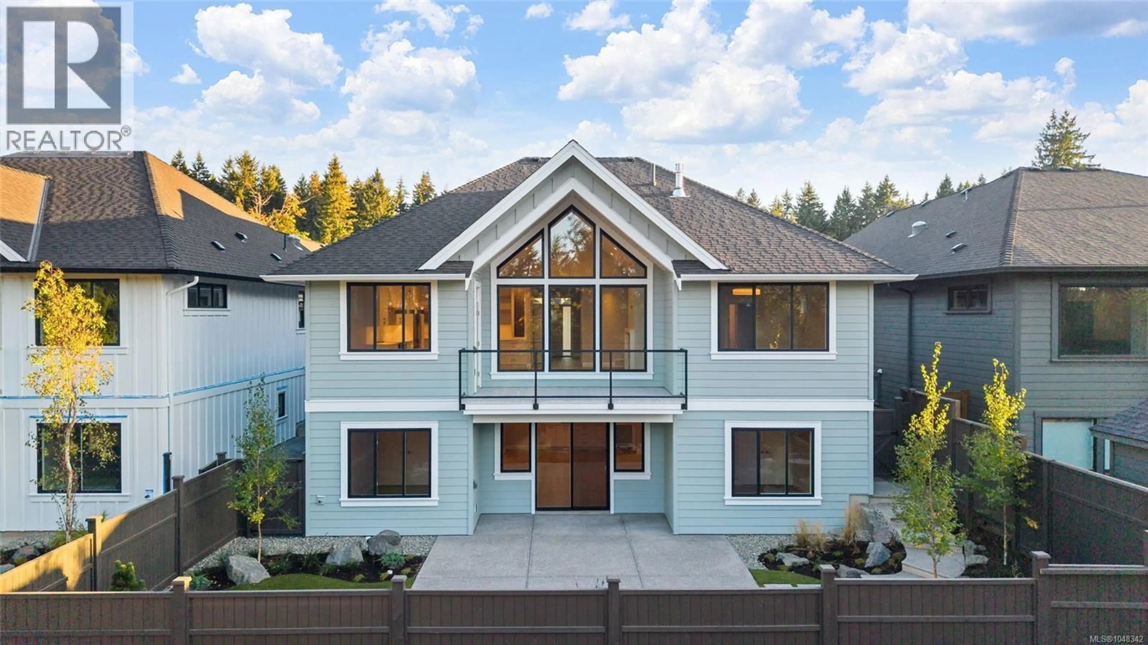 Home with vinyl exterior material, unknown for 1596 CROWN ISLE BOULEVARD, Courtenay British Columbia V9N9X5