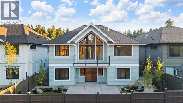 1596 CROWN ISLE BOULEVARD, Courtenay 3