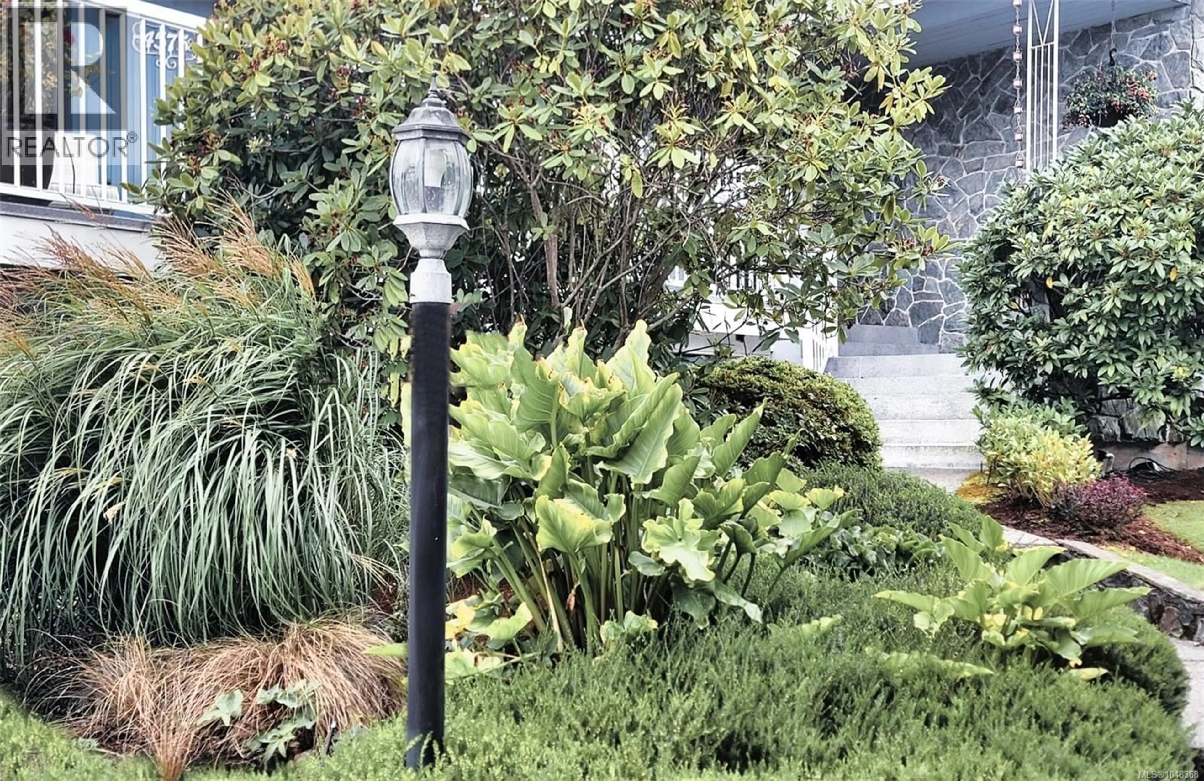 Unknown for 4575 SUMNER PLACE, Saanich British Columbia V8N3V8