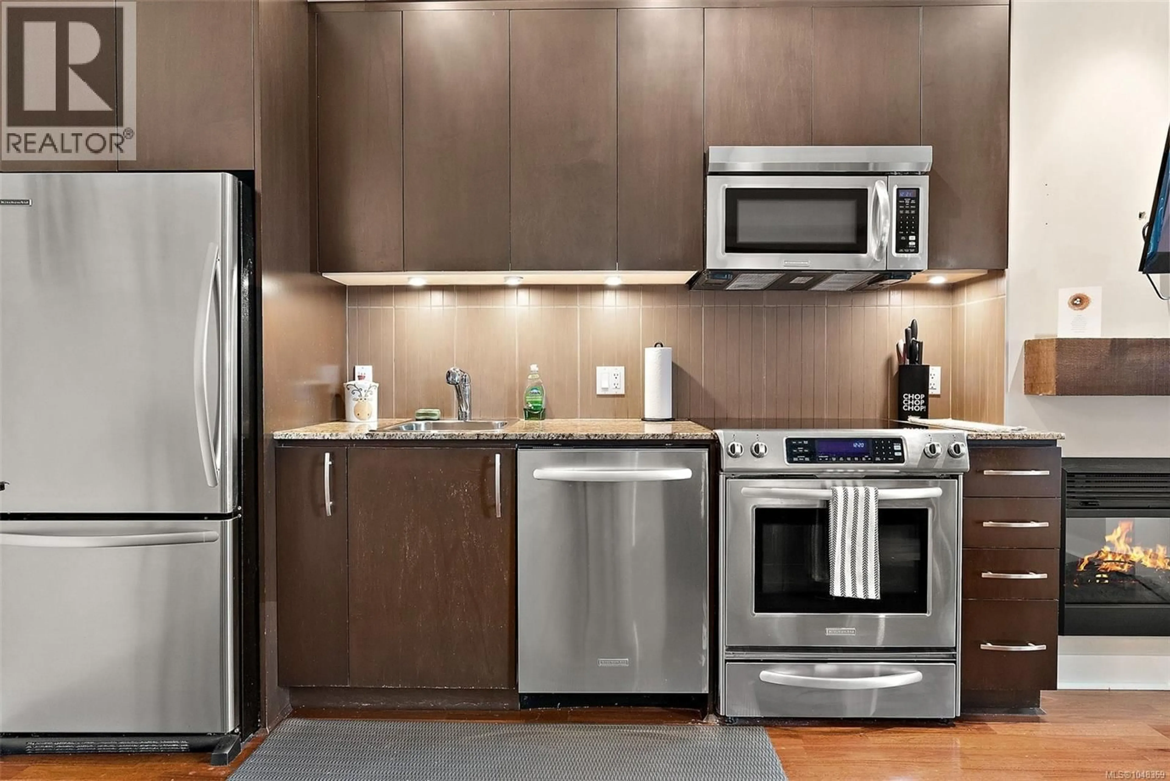 Standard kitchen, unknown for 419 - 1395 BEAR MOUNTAIN PARKWAY, Langford British Columbia V9B0E1