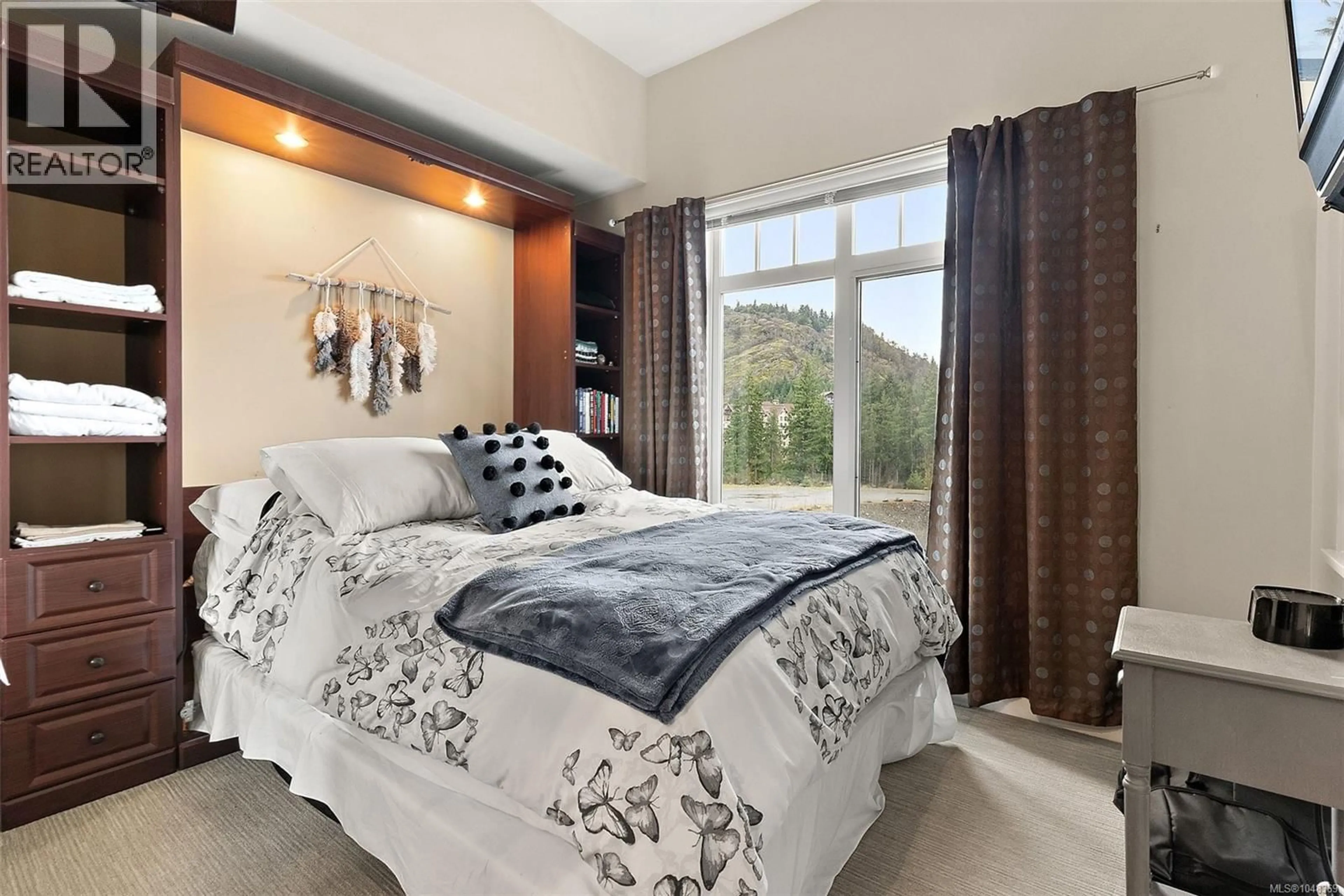 Bedroom with bed, unknown for 419 - 1395 BEAR MOUNTAIN PARKWAY, Langford British Columbia V9B0E1
