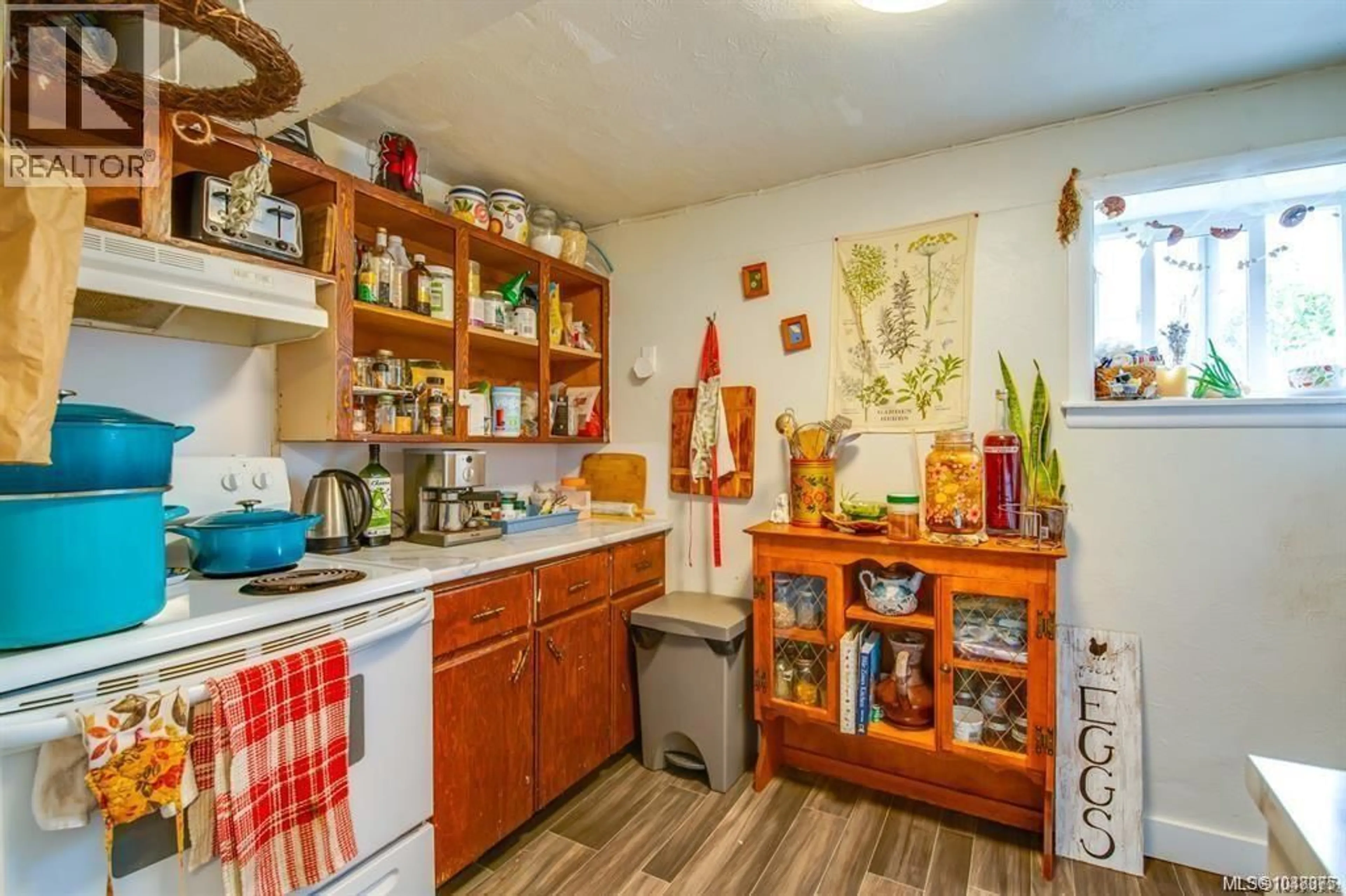Standard kitchen, unknown for 3827 14TH AVENUE, Port Alberni British Columbia V9Y5C1