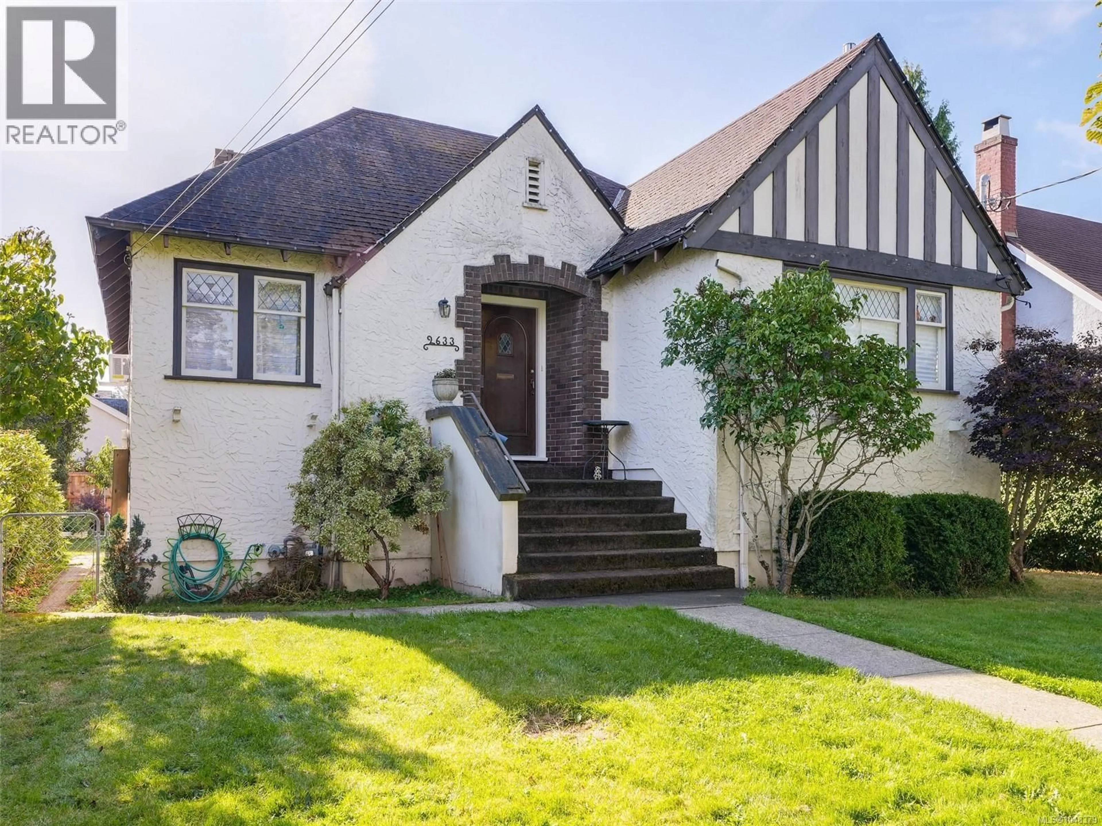 Home with brick exterior material, street for 2633 ORCHARD AVENUE, Oak Bay British Columbia V8S3B2