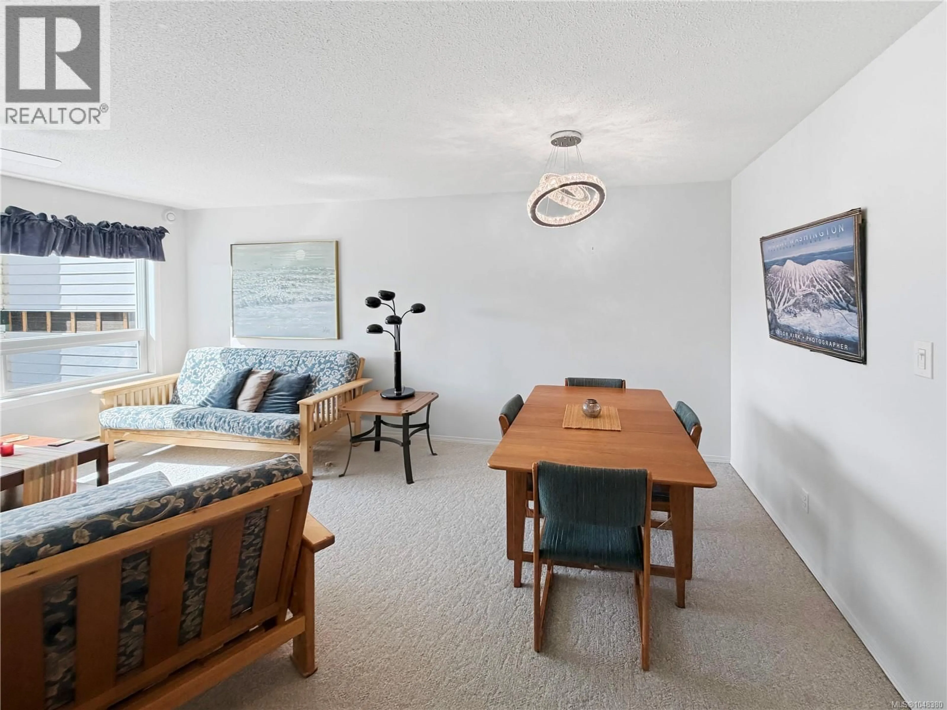 Living room with furniture, unknown for 310 - 1105 HENRY ROAD, Courtenay British Columbia V9J1L0