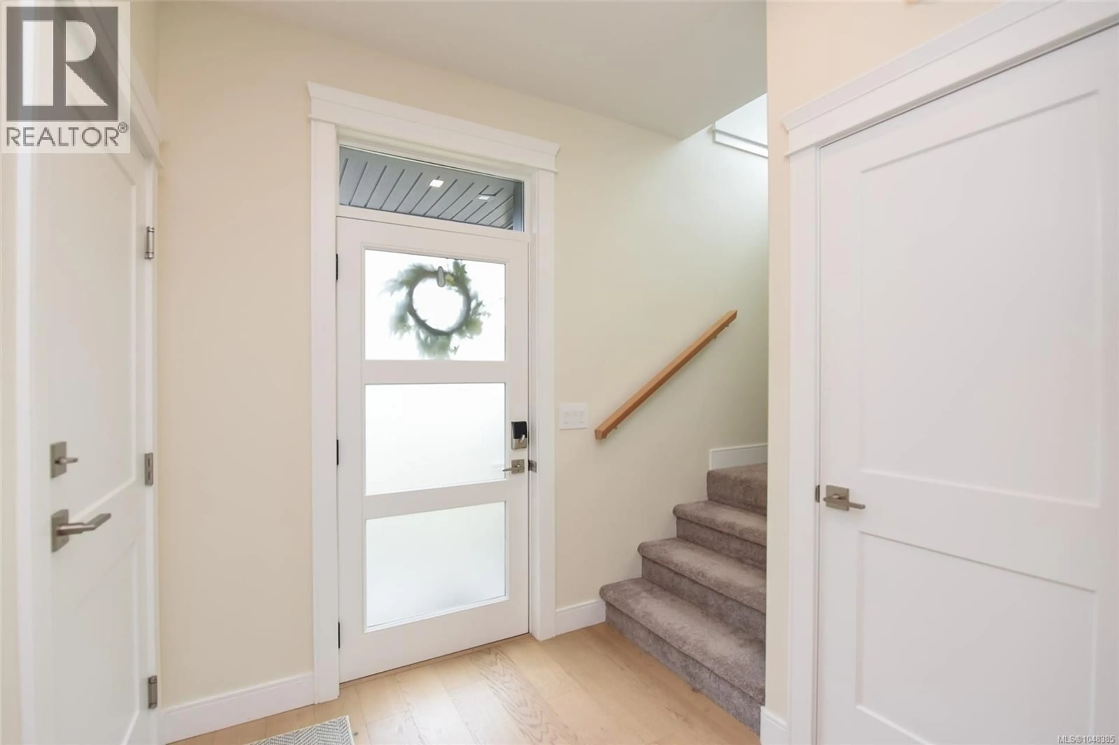 Indoor entryway for 12 - 468 ANDERTON ROAD, Comox British Columbia V9M2A5