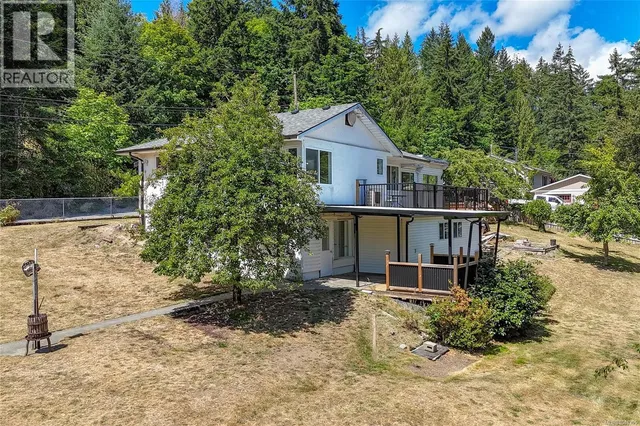 2170 ELIZABETH STREET, Nanaimo 3