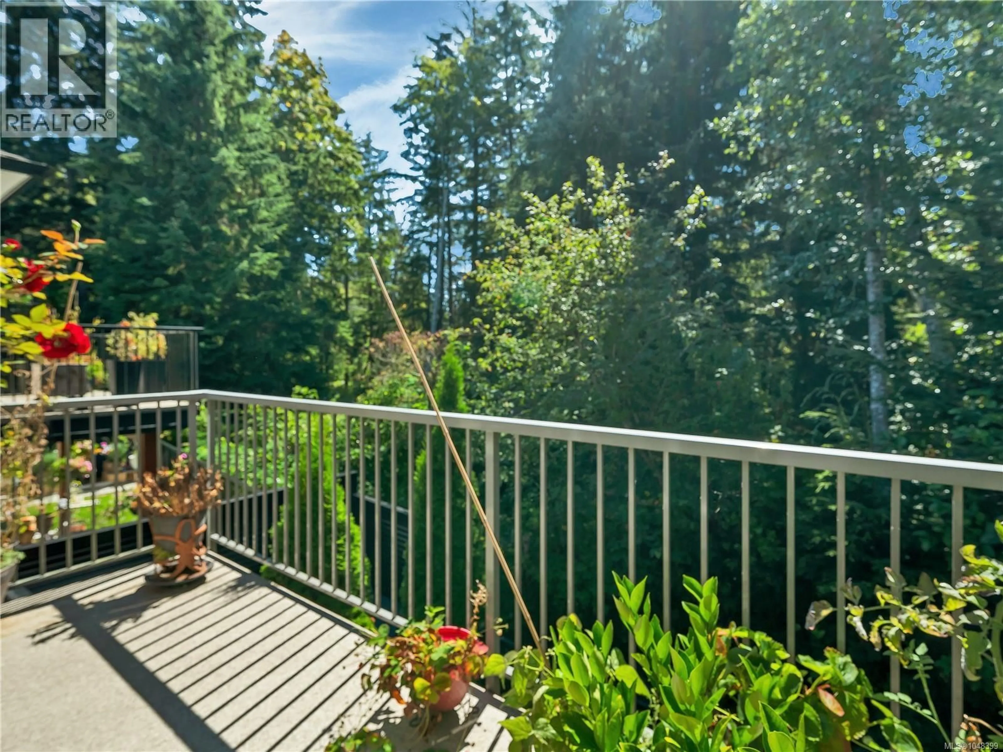 Patio, forest/trees view for 5 - 1424 ALDER STREET SOUTH, Campbell River British Columbia V9W0B4