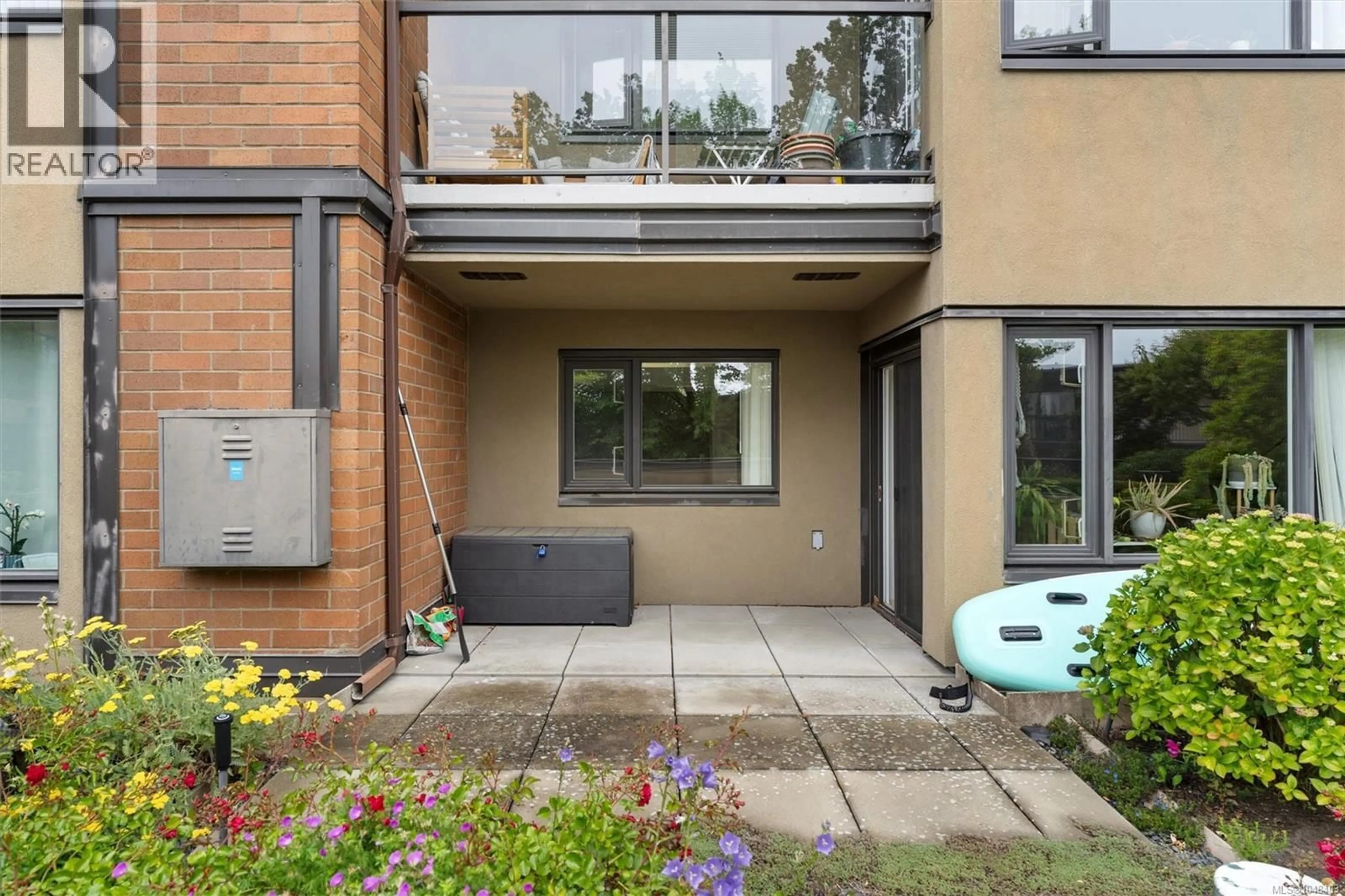 Patio, street for 104 - 103 GORGE ROAD EAST, Victoria British Columbia V9A6Z2