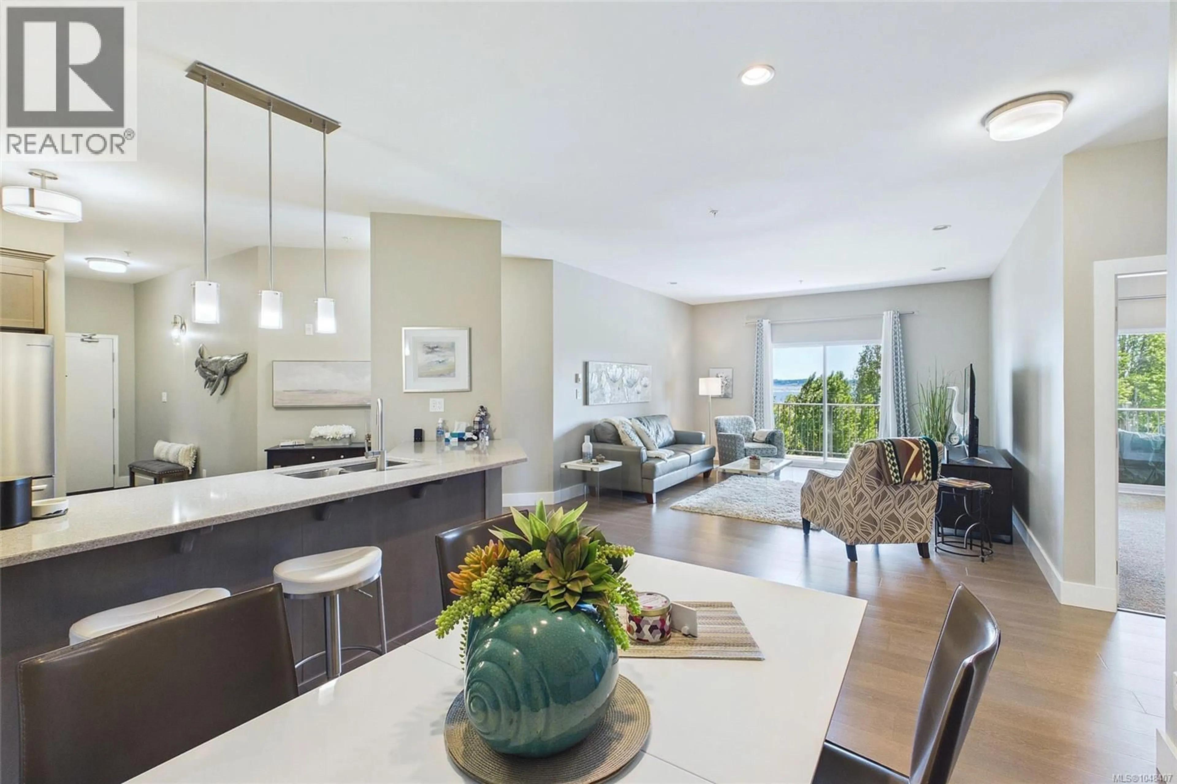 Open concept kitchen, unknown for 304 - 104 ESPLANADE STREET, Nanaimo British Columbia V9R0G6