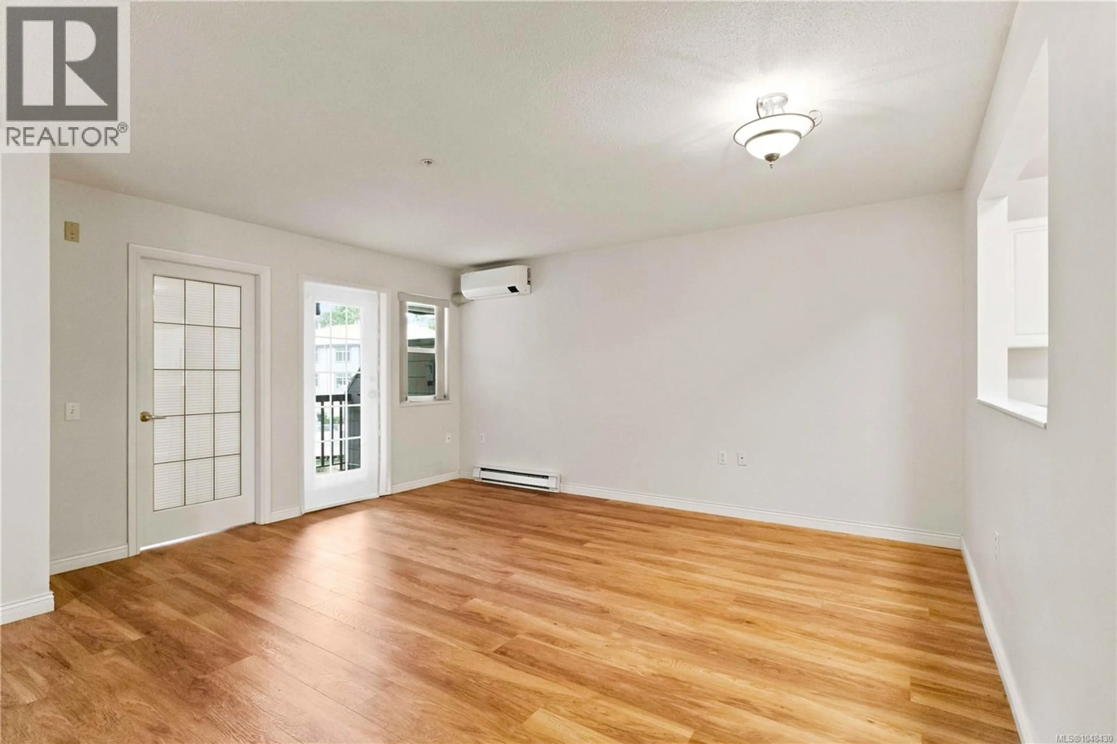 A pic of a room for 304 - 290 ISLAND HIGHWAY, View Royal British Columbia V9B1G5