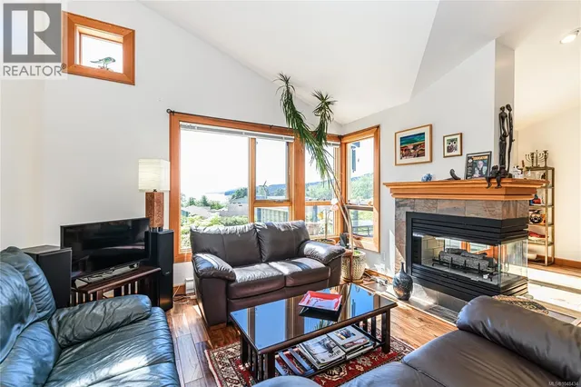 20 - 133 CORBETT ROAD, Salt Spring 5
