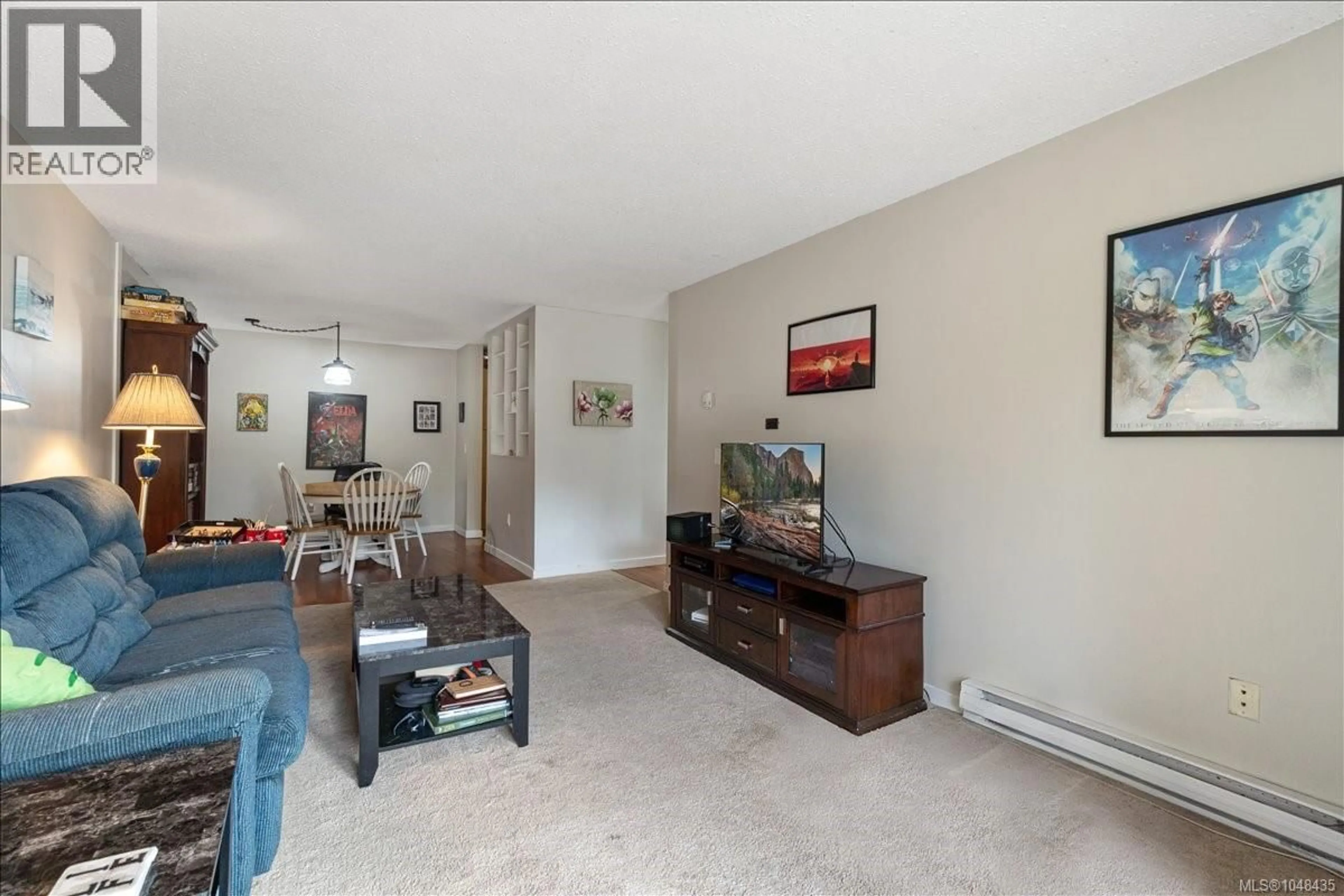 Living room with furniture, unknown for 402 - 4728 UPLANDS DRIVE, Nanaimo British Columbia V9T4S9
